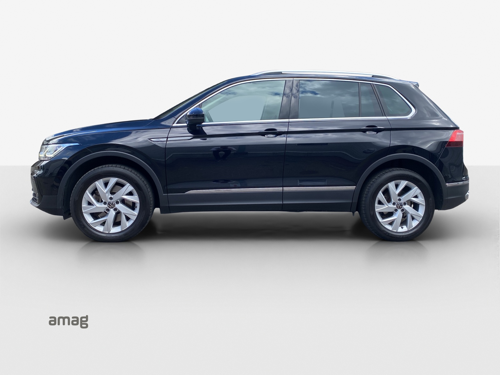 VW Tiguan 2.0 TDI SCR Elegance 4Motion DSG-image-1