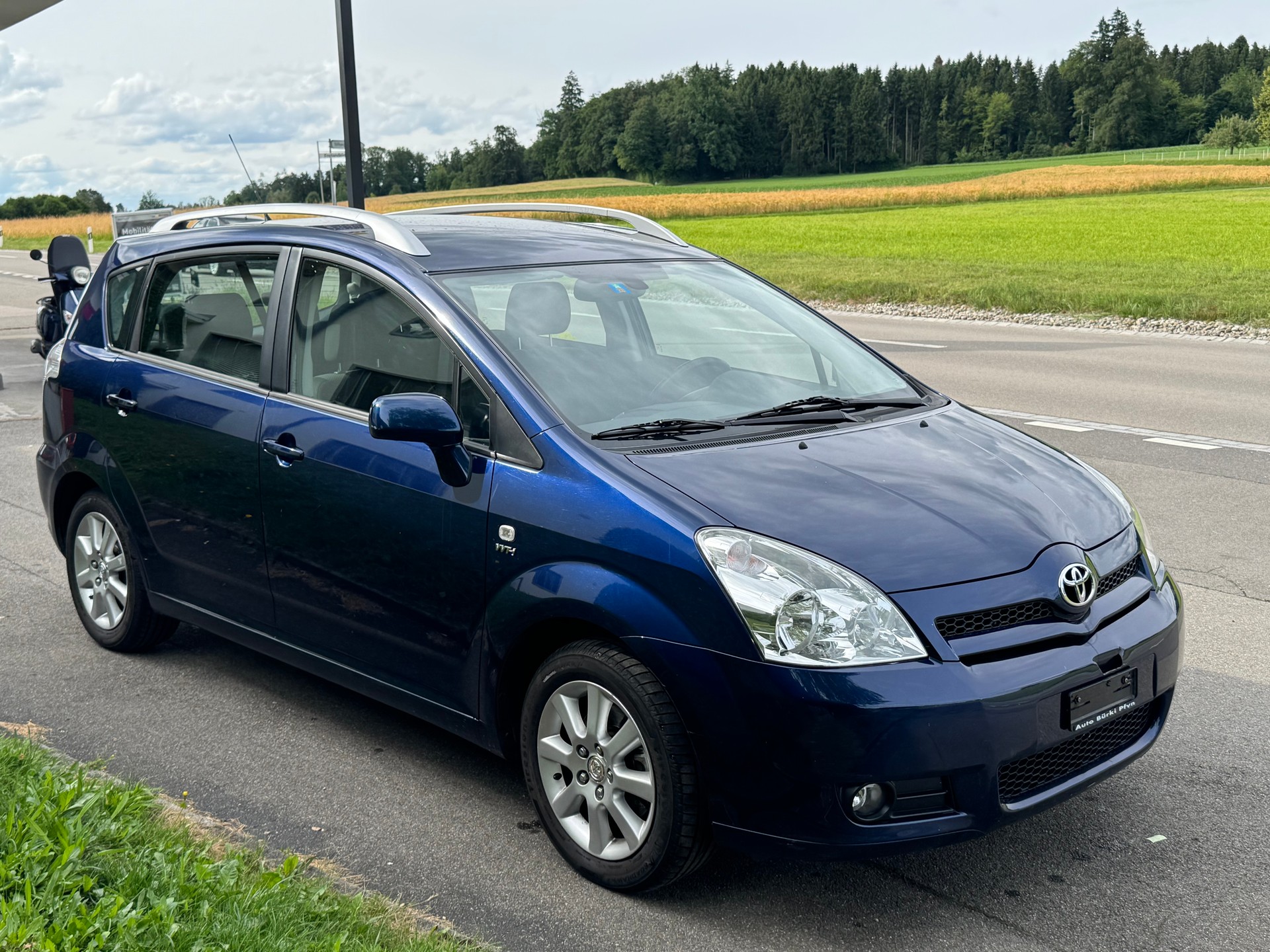 TOYOTA Corolla Verso 1.8 Linea Sol-image-2