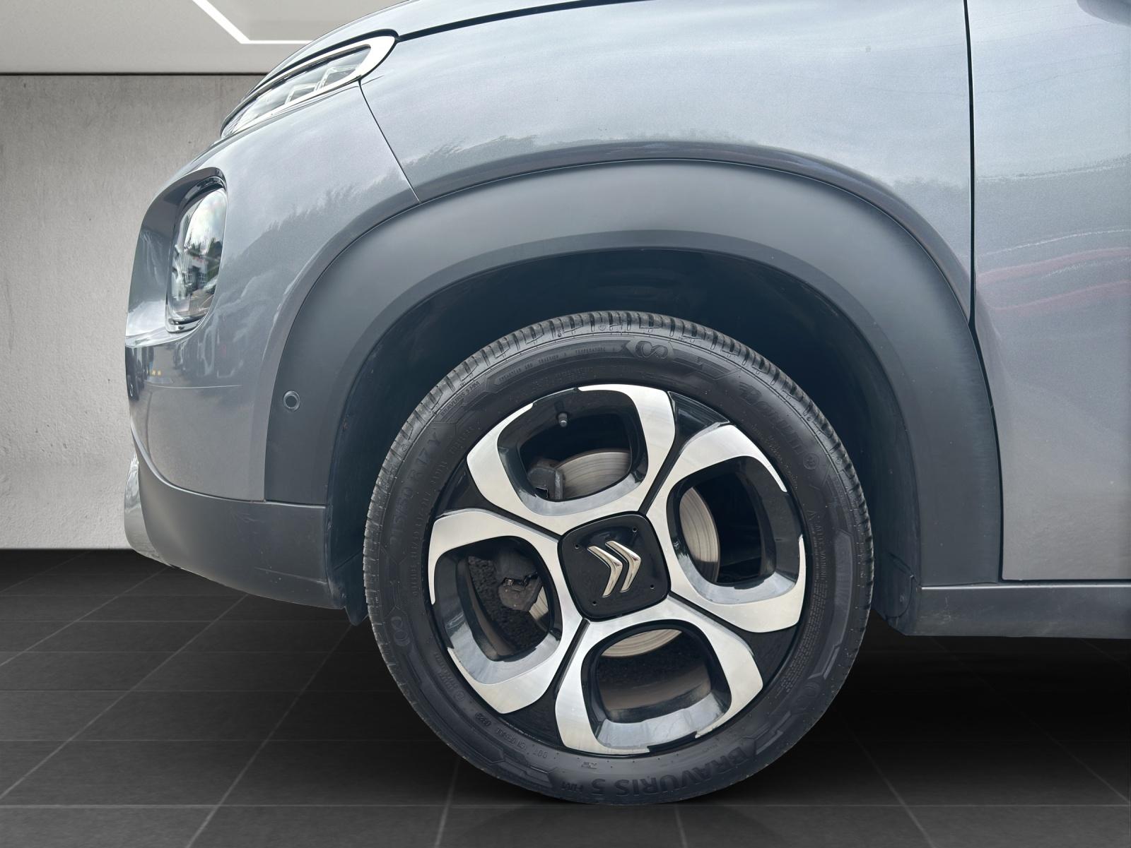 CITROEN C3 Aircross 1.2 PureTech 110 Shine-image-21