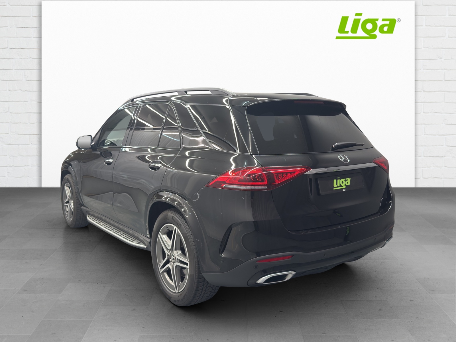 MERCEDES-BENZ GLE 400 d AMG Line 4Matic-showroom-element-3