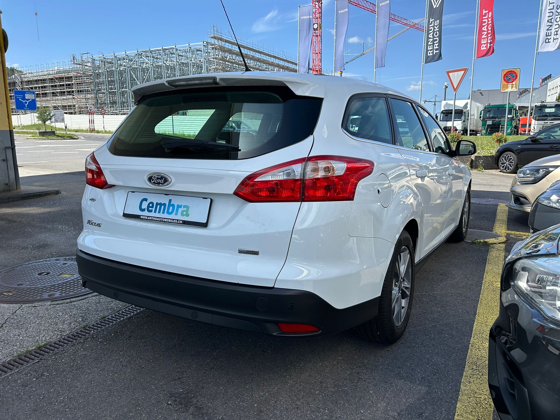 FORD Focus 1.0 SCTi Carving-image-3