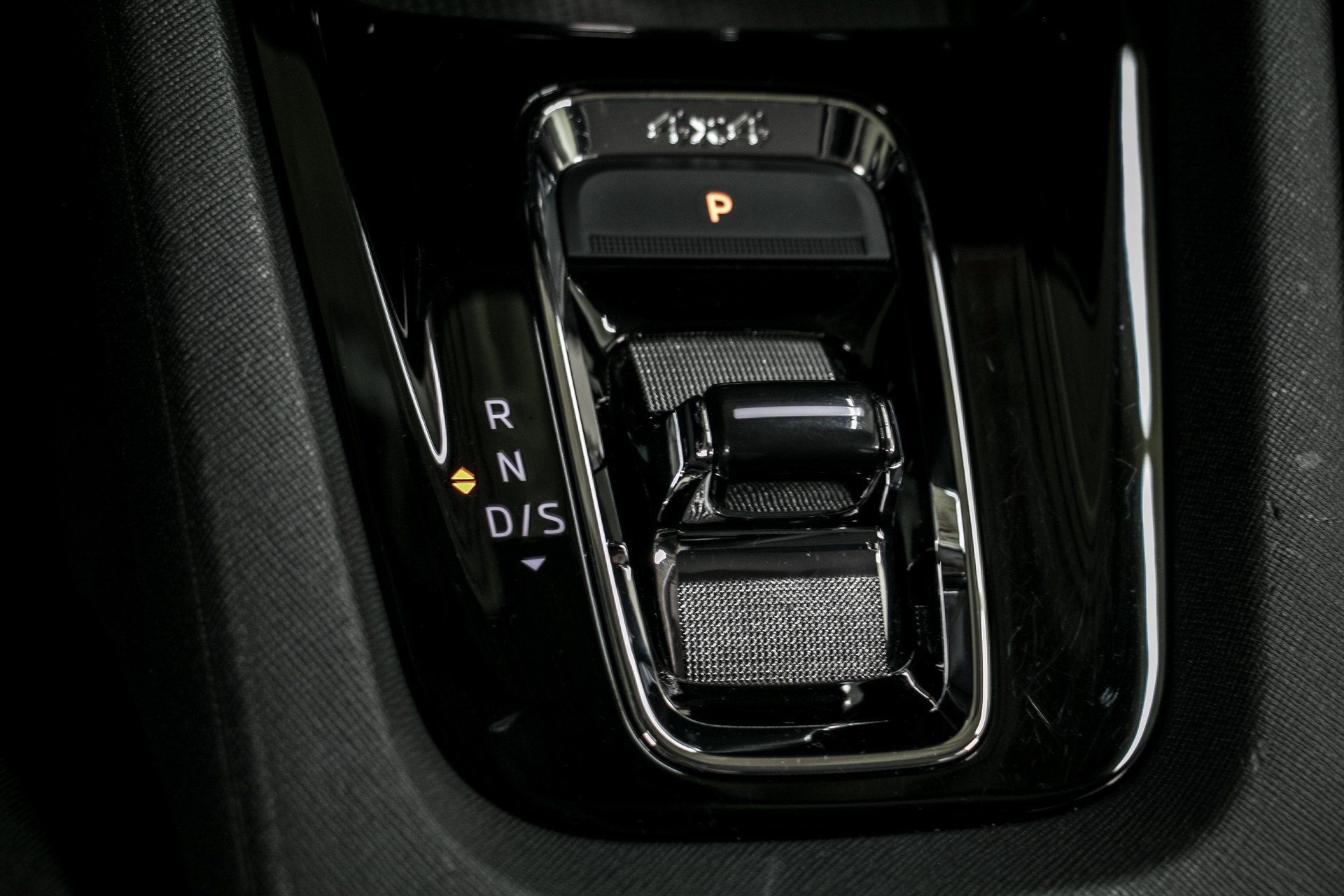 SKODA Octavia Combi 2.0 TDI DSG Ambition 4x4-image-8