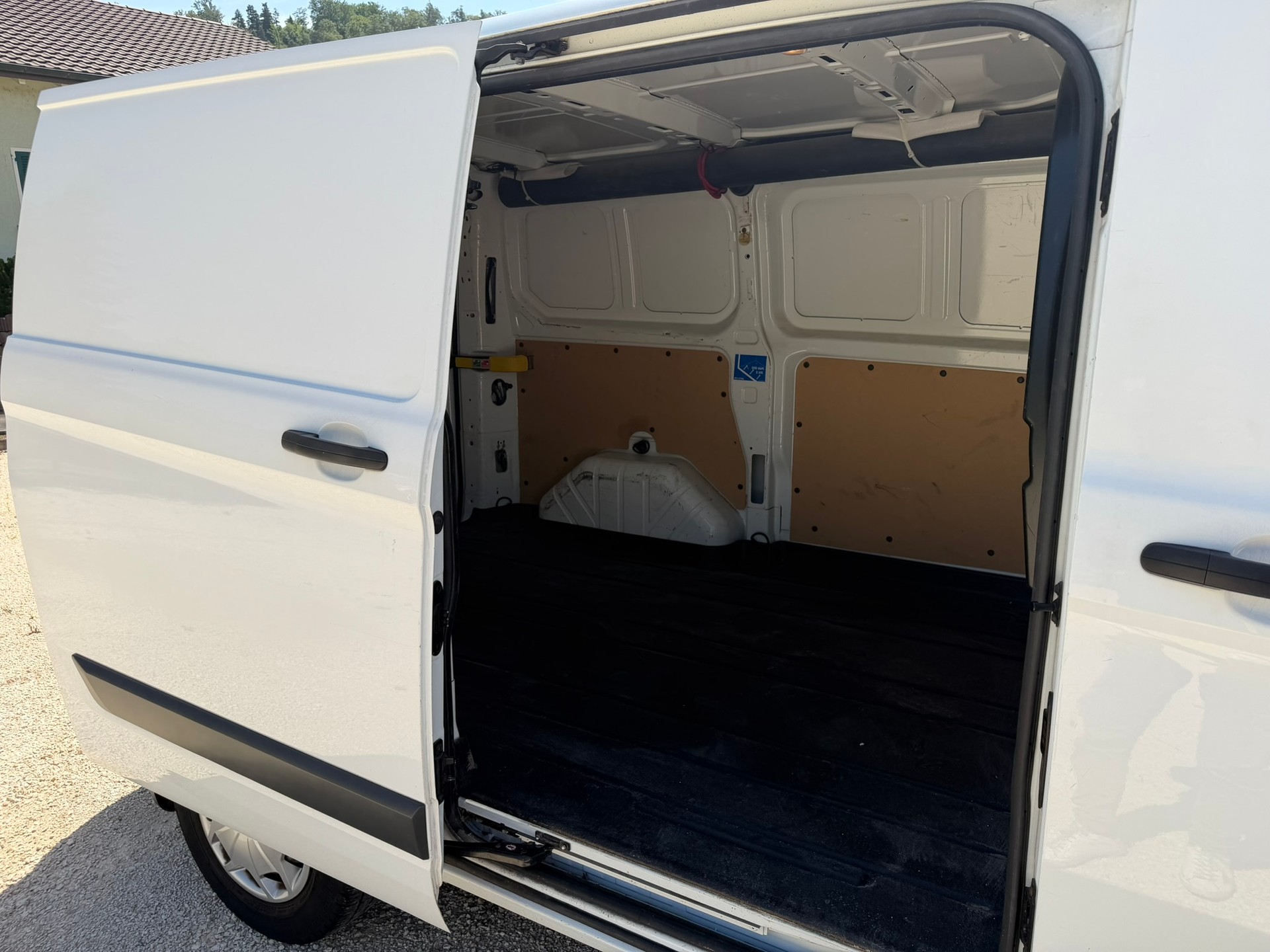 FORD Transit Custom Van 290 L1H1 Ambiente-image-10