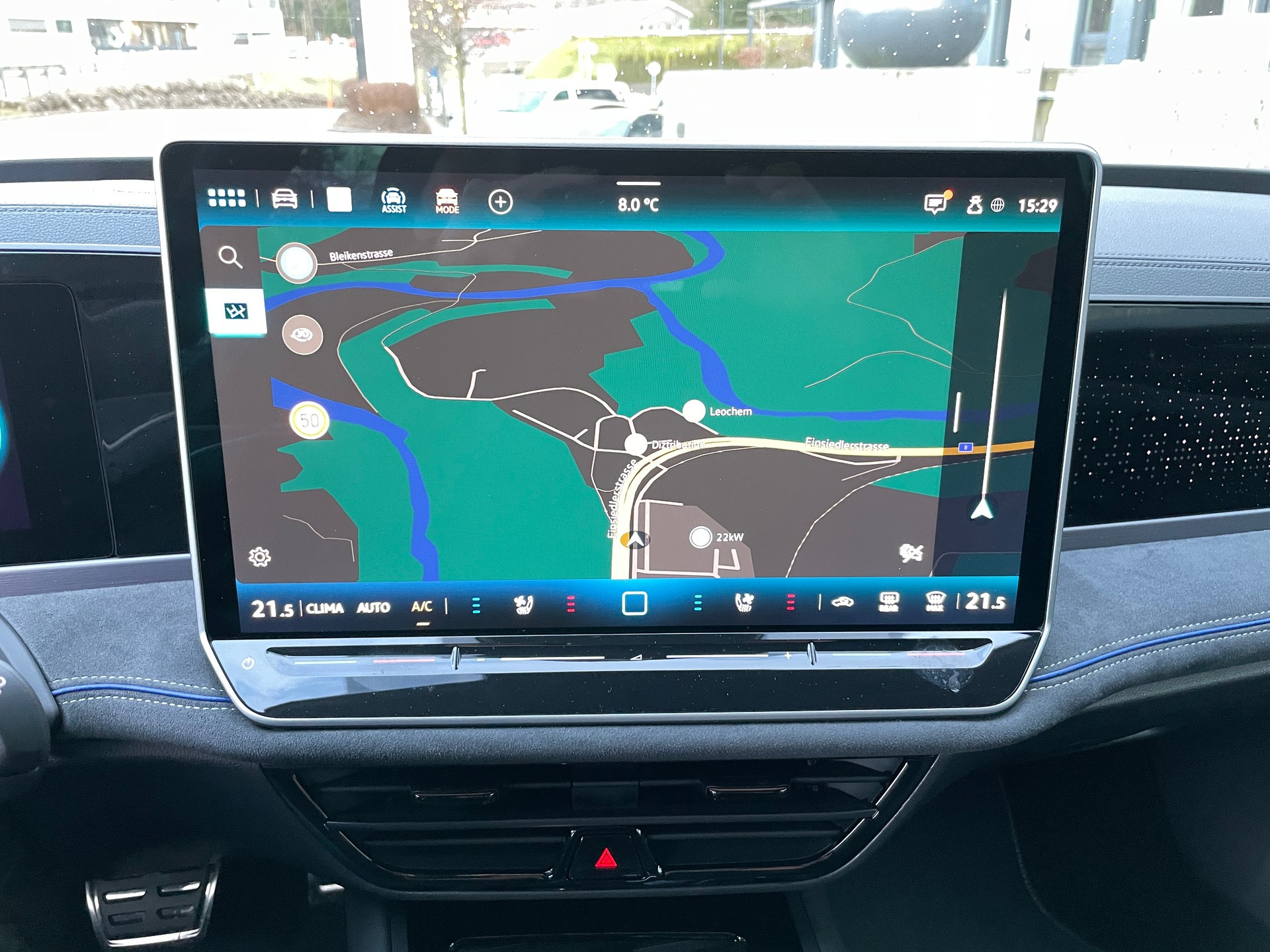 VW Passat Variant 2.0 TDI R-Line 4 Motion-image-20