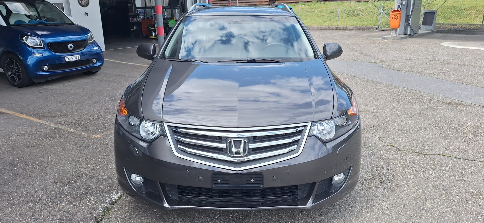 HONDA Accord Tourer 2.4i 16V Executive-Plus Automatic-image-3
