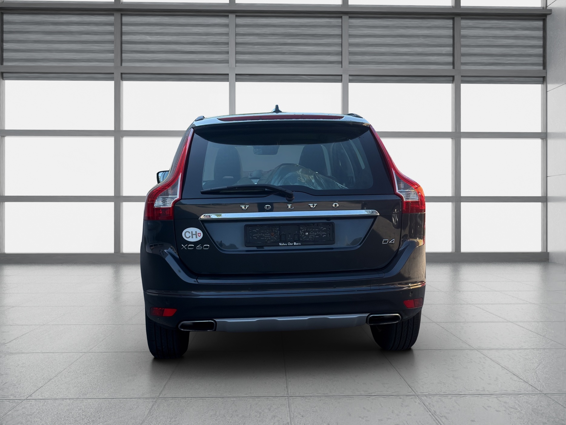 VOLVO XC60 D4 Momentum-image-4