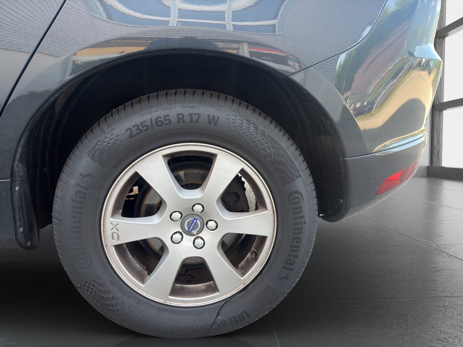 VOLVO XC60 D4 Momentum-image-13