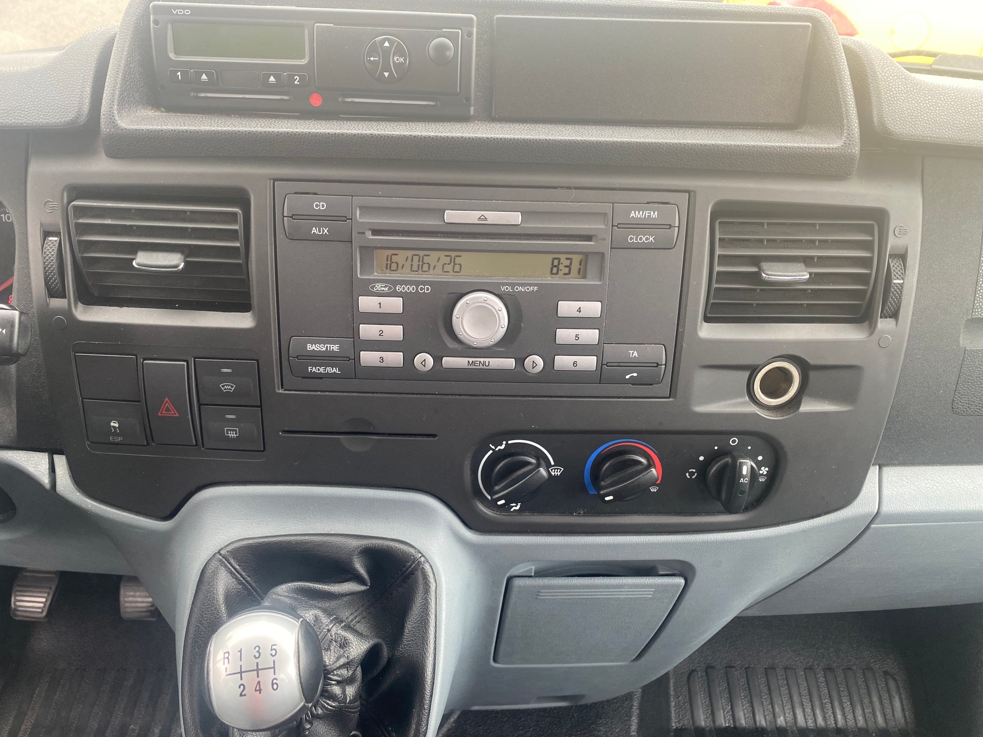 FORD Transit 350L 14 Plätze-image-14