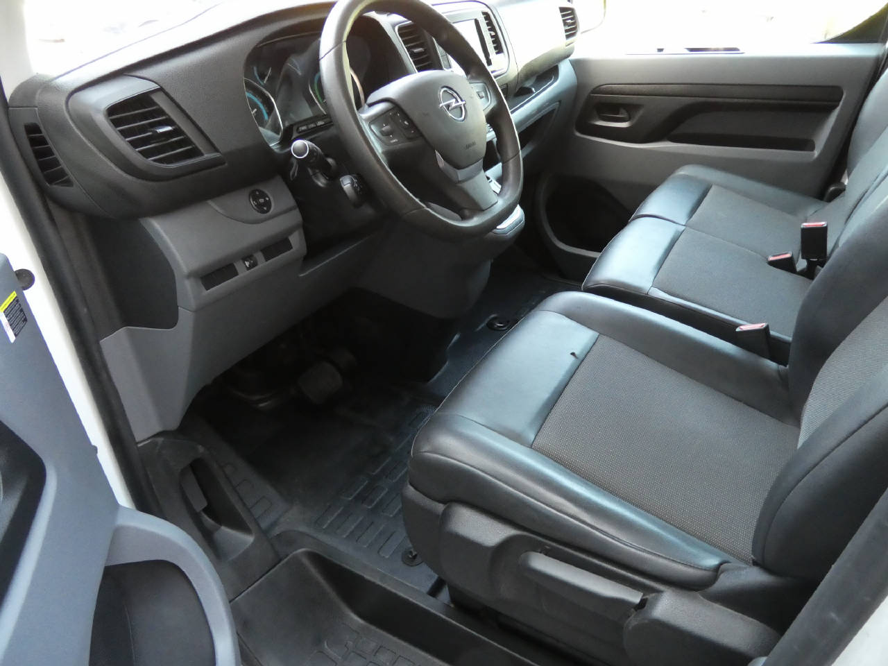 OPEL Vivaro-e Cargo 2.7 t M 75kWh Enjoy-image-8