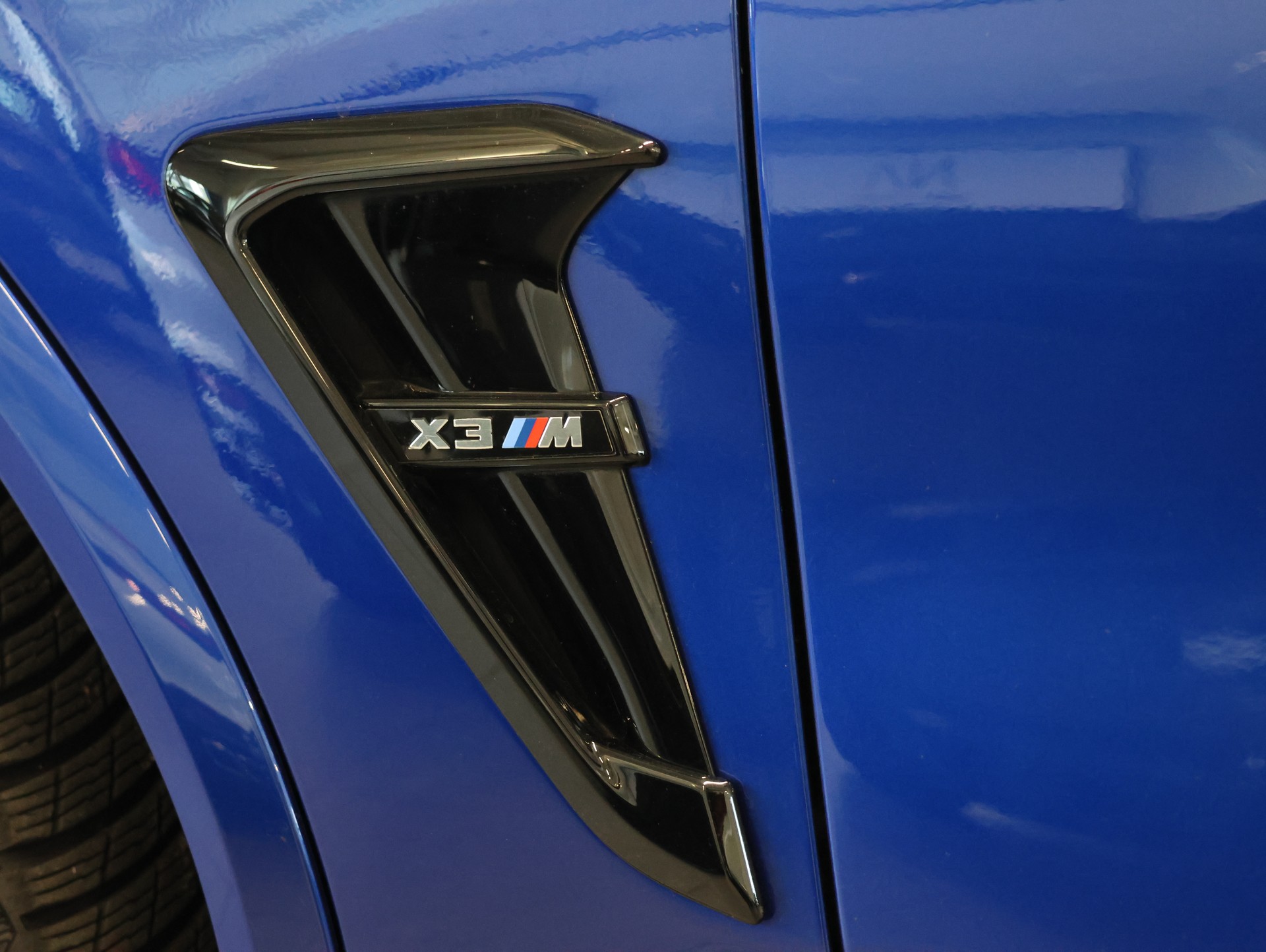 BMW X3 xDrive M Competition Steptronic *Auffällige Individualfarbe in Blau* *Harman Kardon* Panoramadach*-image-9