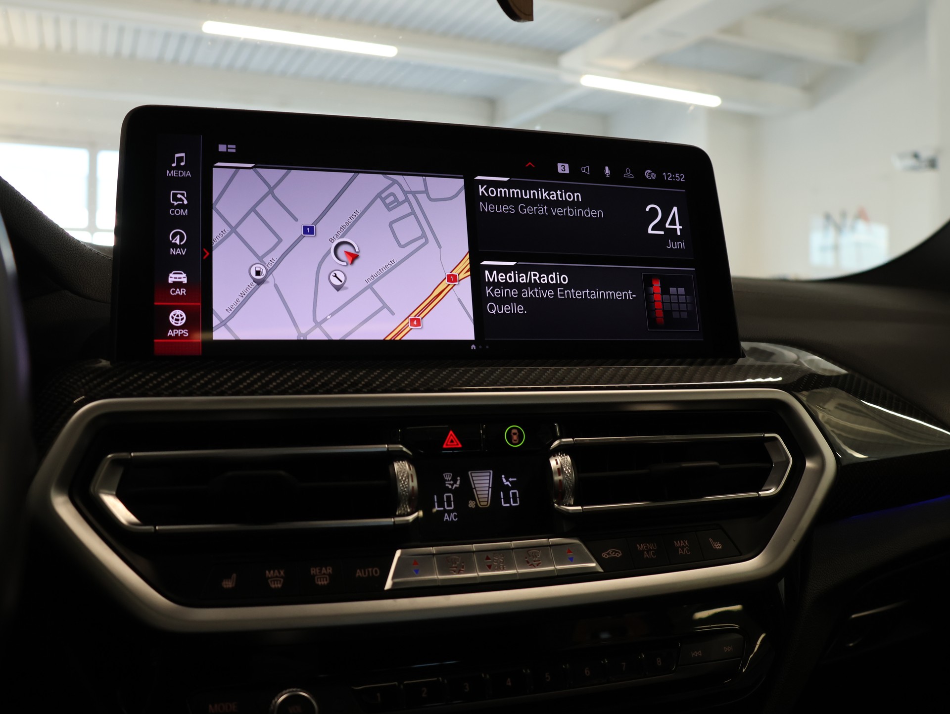 BMW X3 xDrive M Competition Steptronic *Auffällige Individualfarbe in Blau* *Harman Kardon* Panoramadach*-image-16