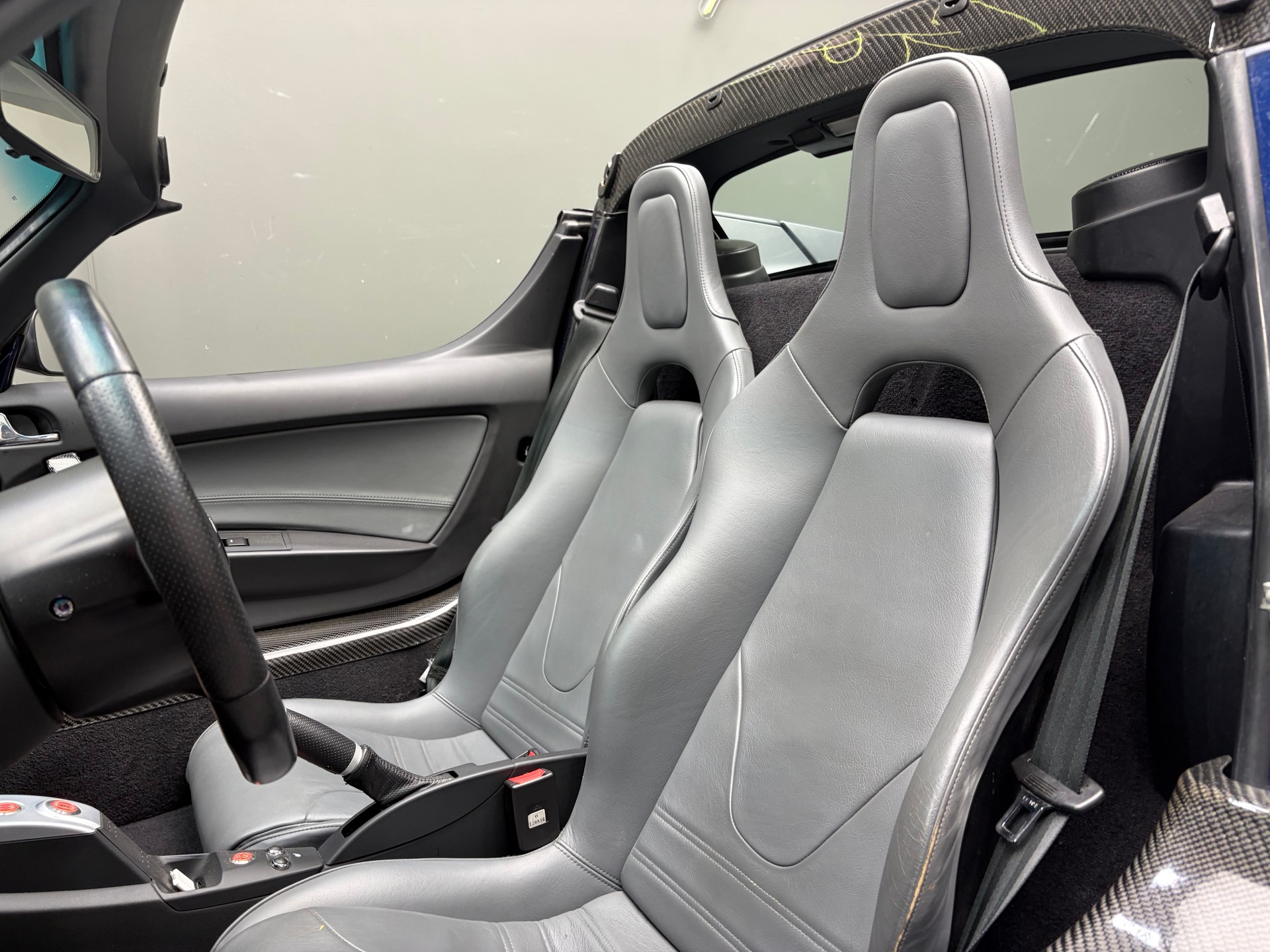 TESLA Roadster-image-10