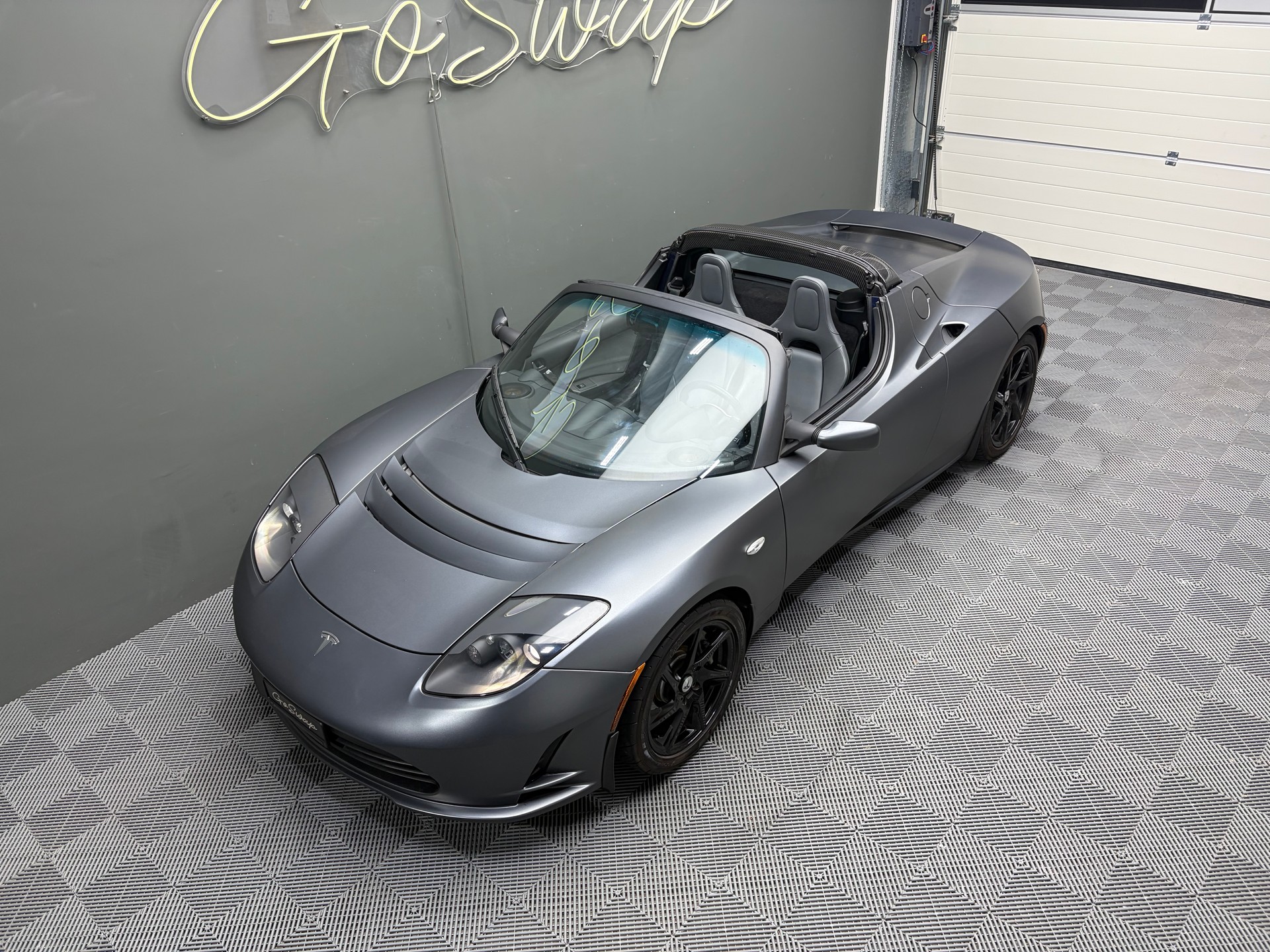 TESLA Roadster-image-6