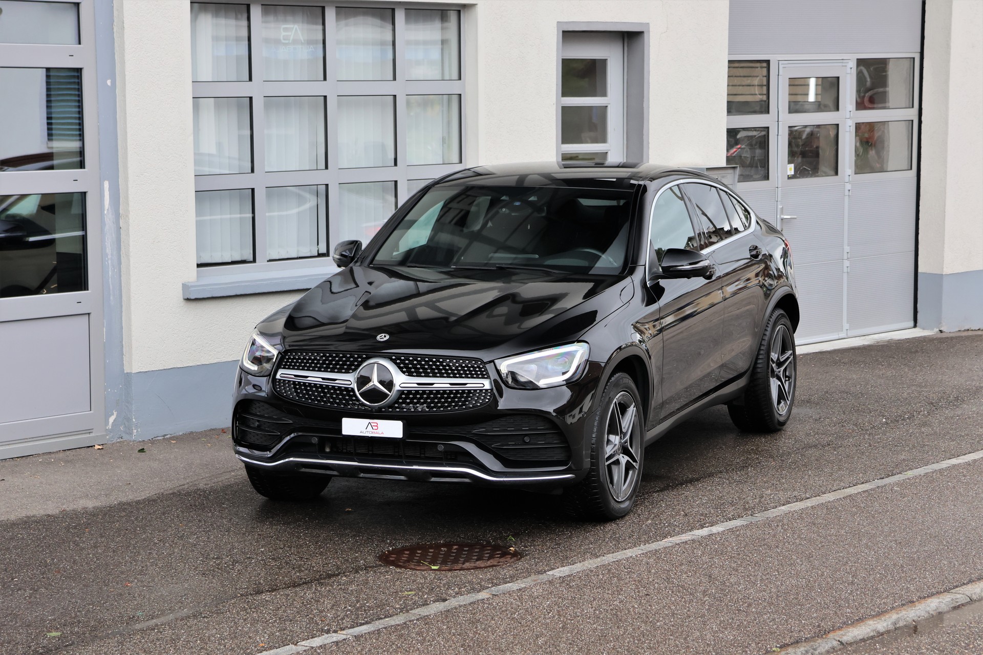 MERCEDES-BENZ GLC Coupé 200 AMG Line 4Matic 9G-Tronic (CH)
