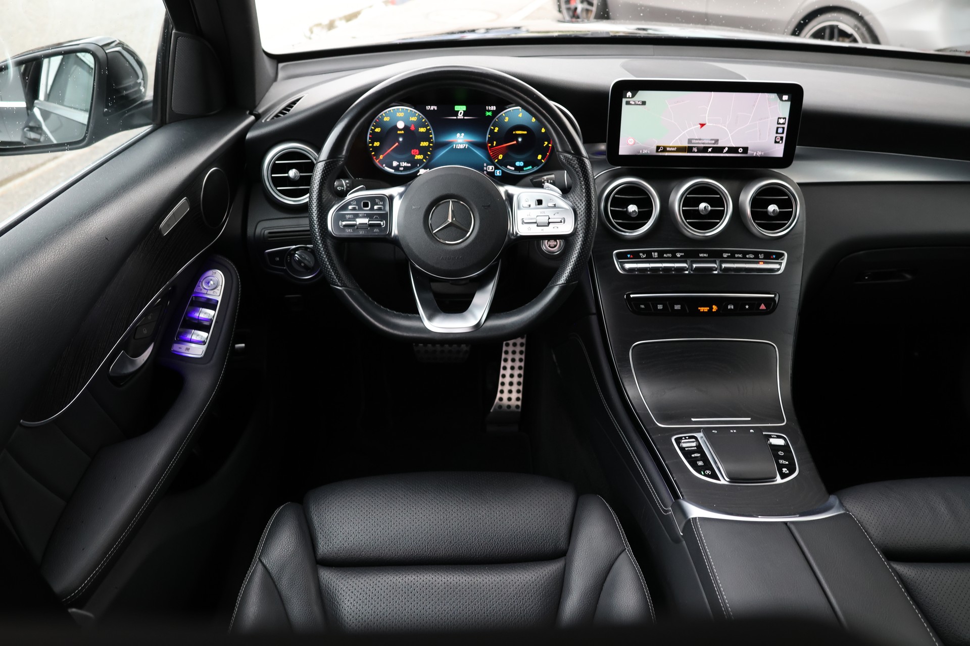 MERCEDES-BENZ GLC Coupé 200 AMG Line 4Matic 9G-Tronic (CH)-image-12