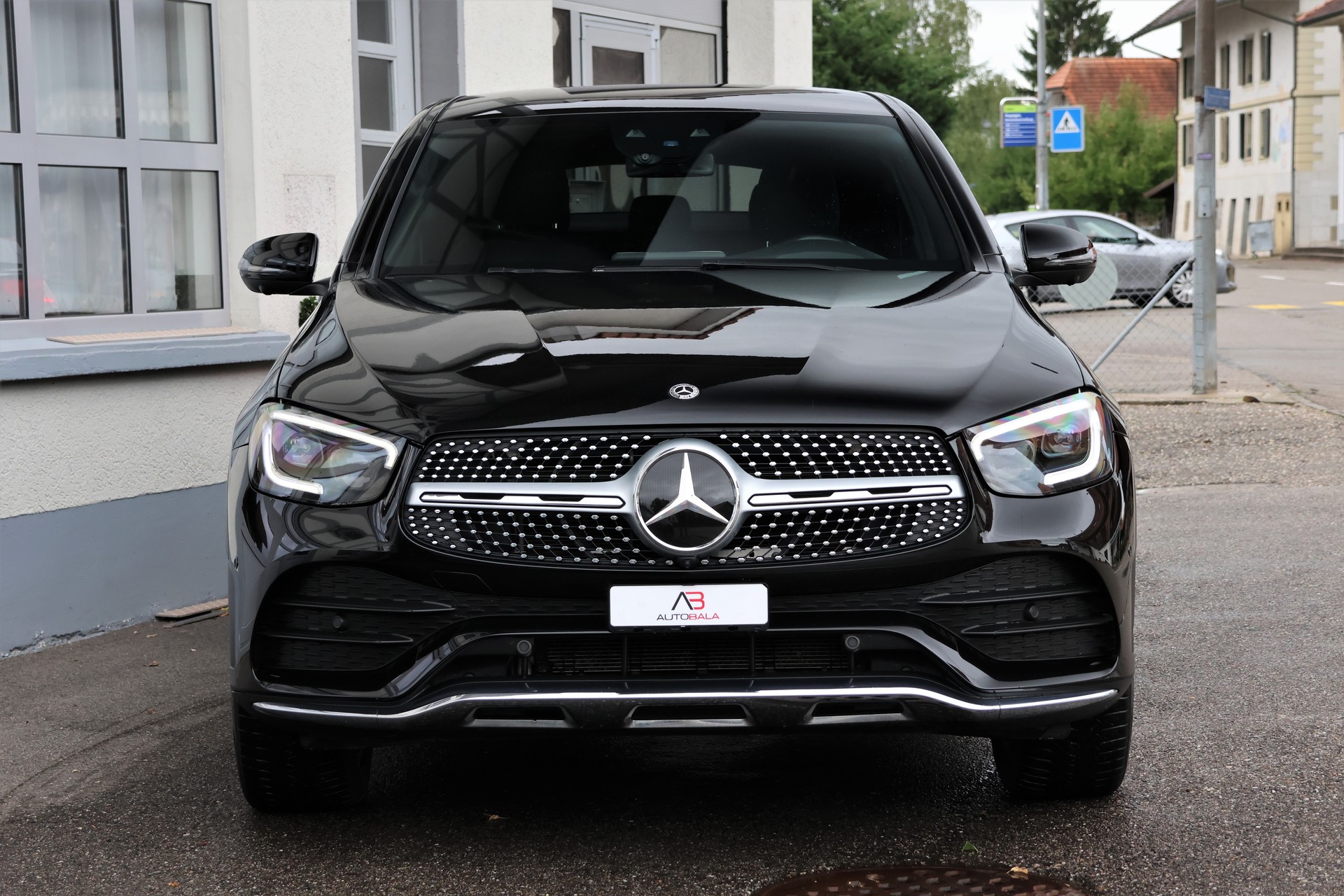 MERCEDES-BENZ GLC Coupé 200 AMG Line 4Matic 9G-Tronic (CH)-showroom-element-1