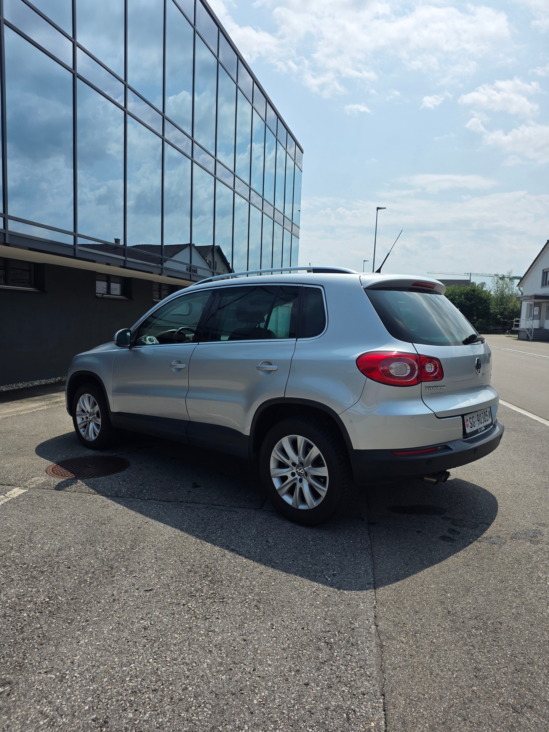 VW Tiguan 2.0 TDI Sport&Style Tiptronic-image-6