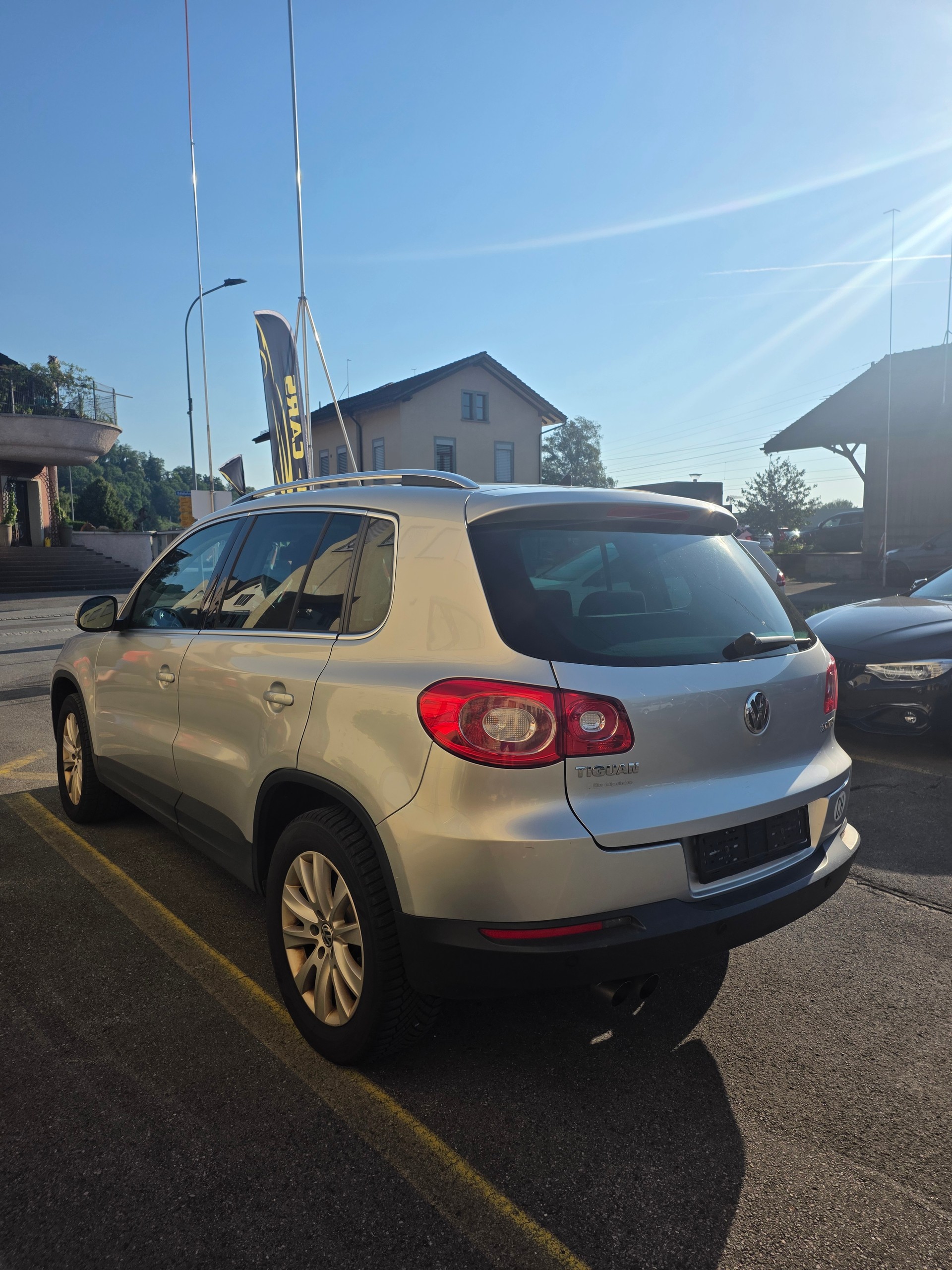 VW Tiguan 2.0 TDI Sport&Style Tiptronic-image-2