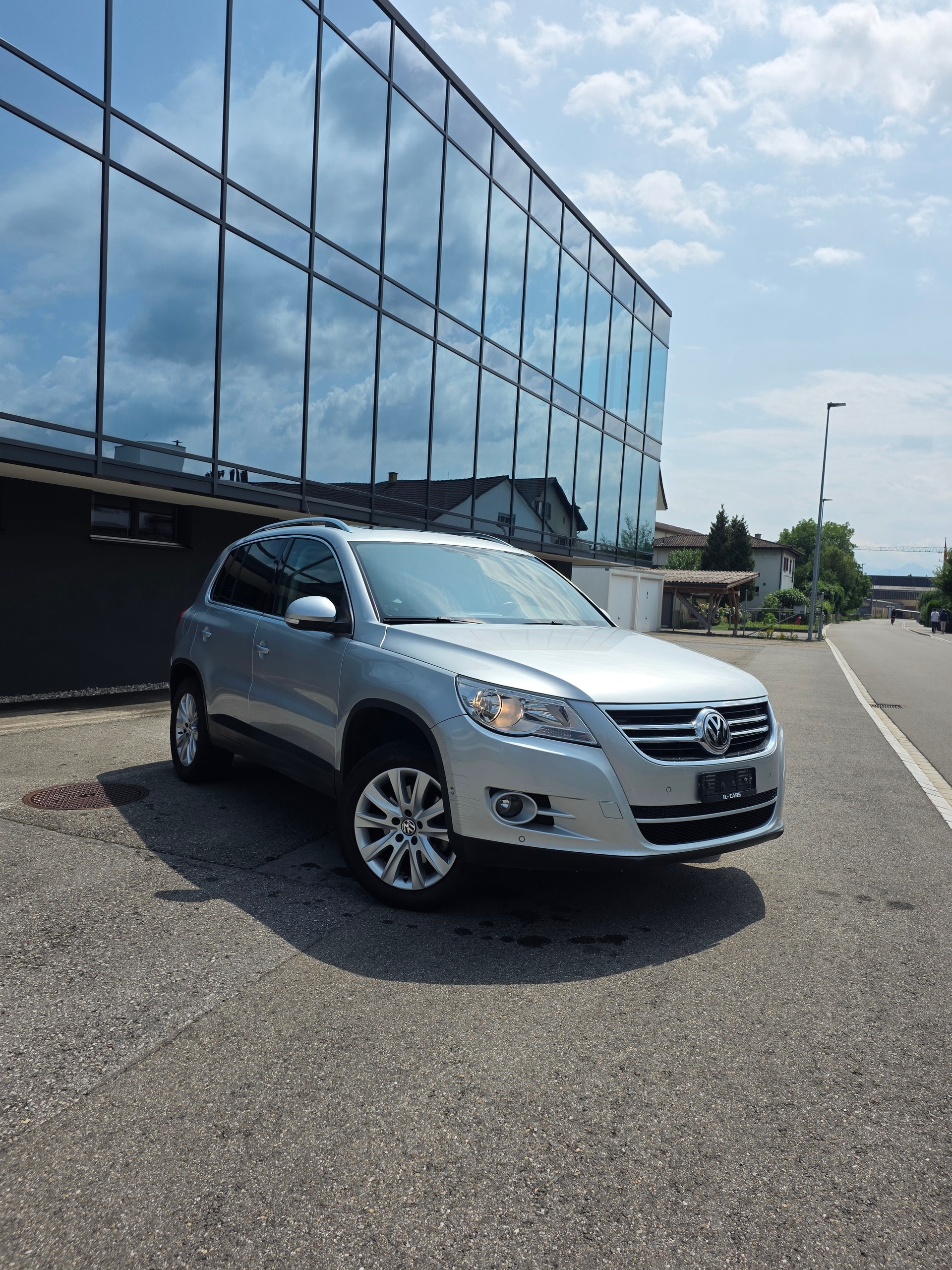 VW Tiguan 2.0 TDI Sport&Style Tiptronic-image-9