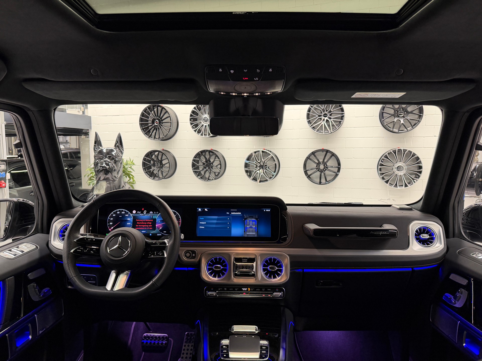 MERCEDES-BENZ G 450 d AMG Line *CH-Auto*Werksgarantie bis 04.2028*Gratis Service*Exclusive Line Interieur*AHK*-image-12