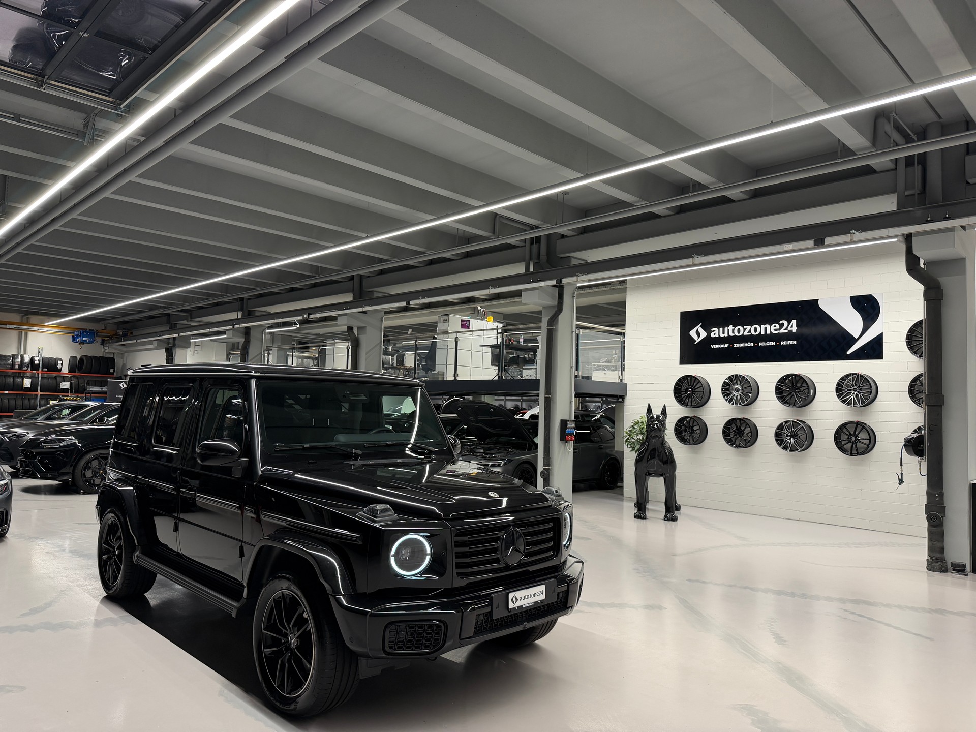 MERCEDES-BENZ G 450 d AMG Line *CH-Auto*Werksgarantie bis 04.2028*Gratis Service*Exclusive Line Interieur*AHK*-image-10