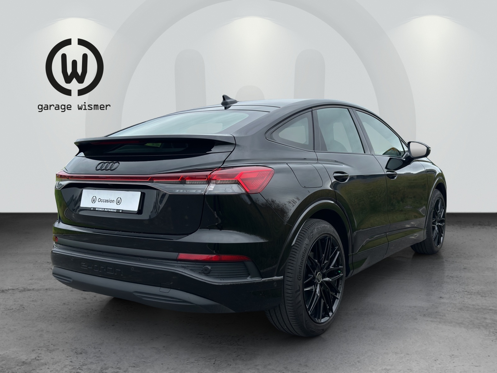 AUDI Q4 Sportback e-tron 50 quattro-showroom-element-3