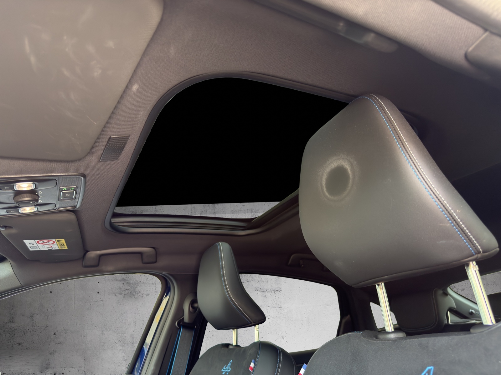 RENAULT Arkana 1.6 E-Tech 145 Esprit Alpine-image-14