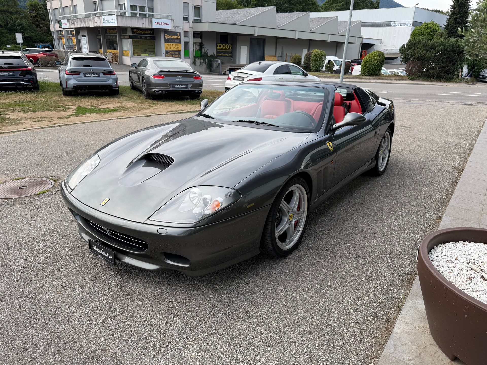 FERRARI 575 Superamerica-image-4