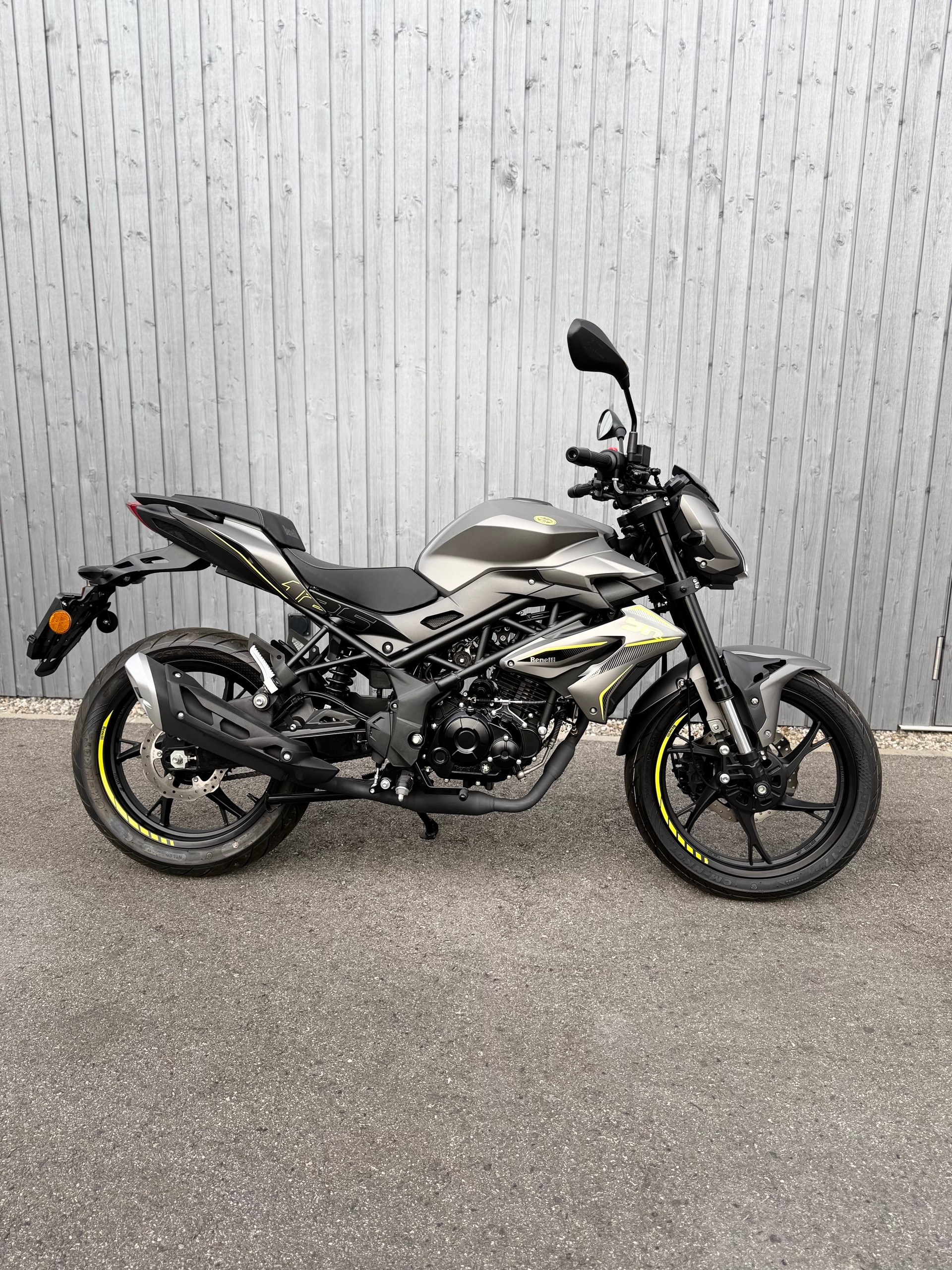 BENELLI BN 125