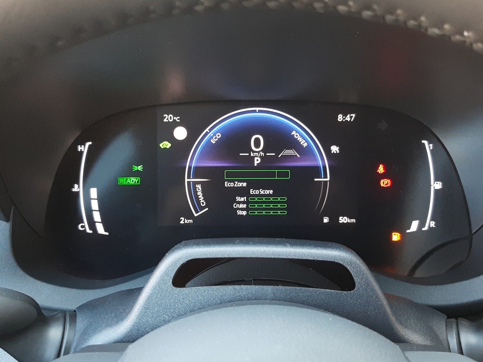 TOYOTA Yaris Cross 1.5 VVT-i HSD Trend AWD-i-image-9