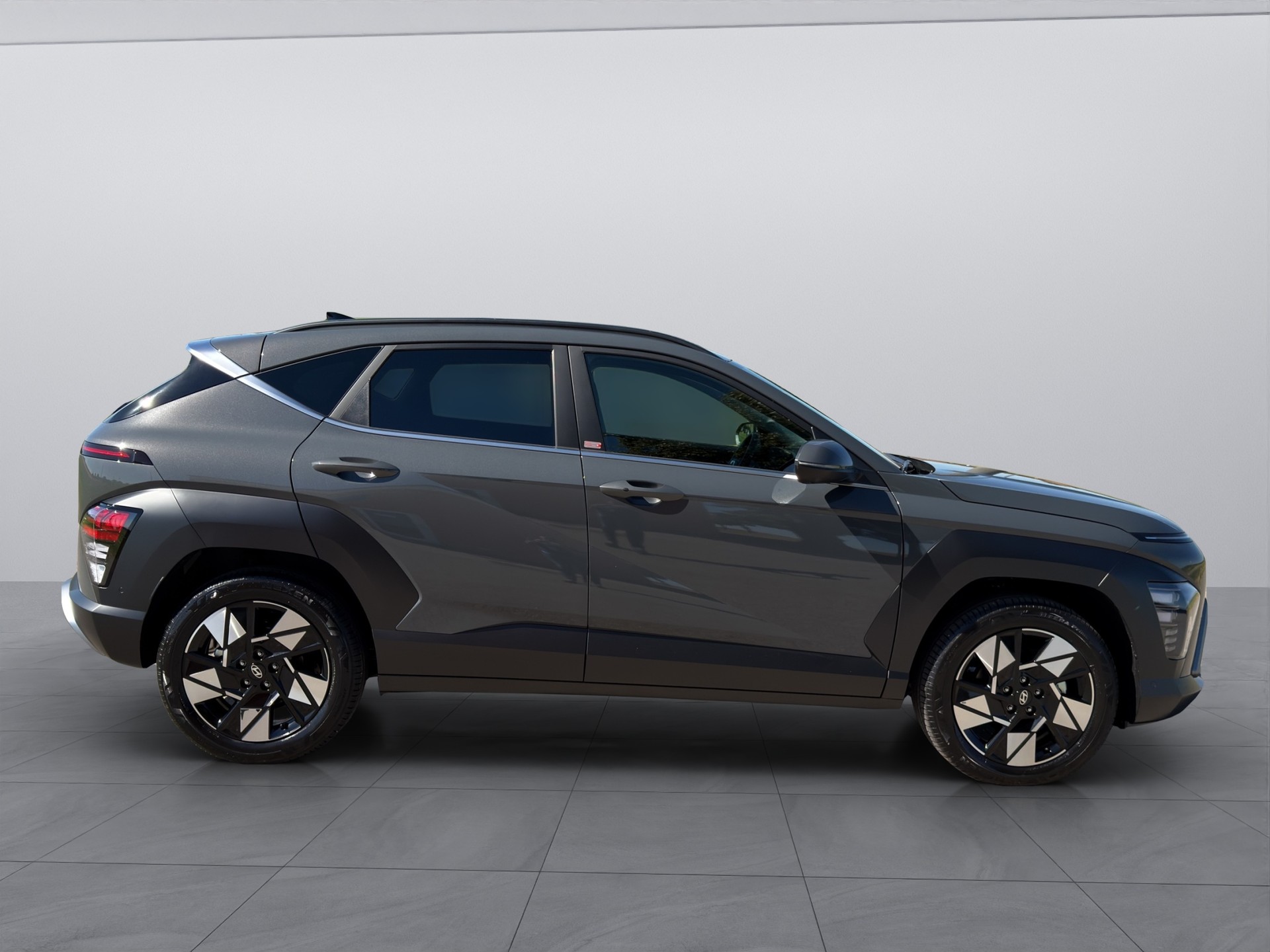 HYUNDAI Kona 1.6 GDi HEV Amplia DCT-image-5