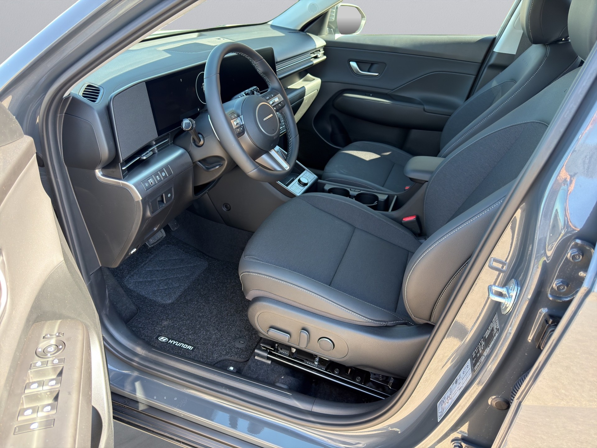 HYUNDAI Kona 1.6 GDi HEV Amplia DCT-image-7