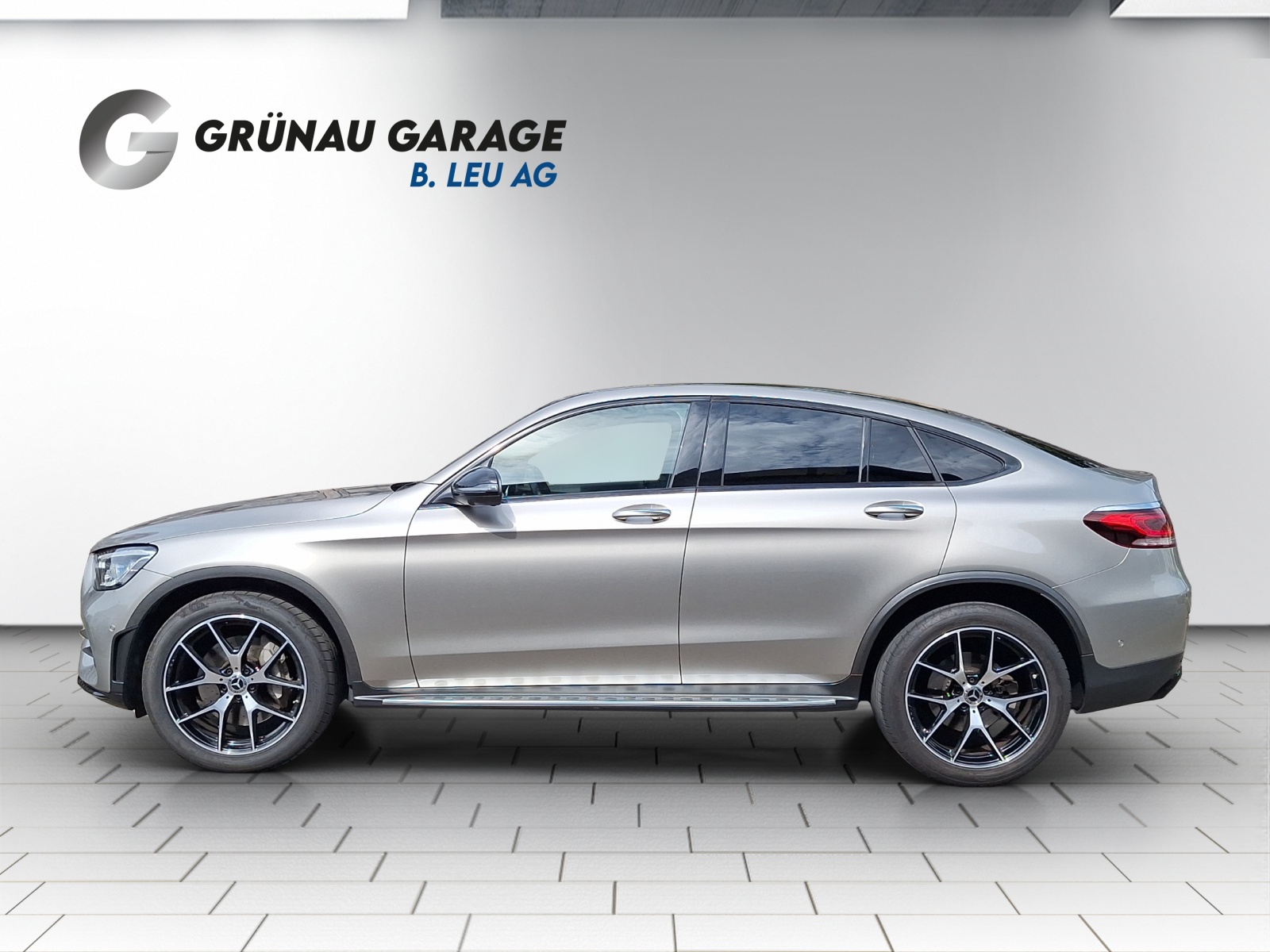 MERCEDES-BENZ GLC 300 AMG Line 4m Coupé-image-1