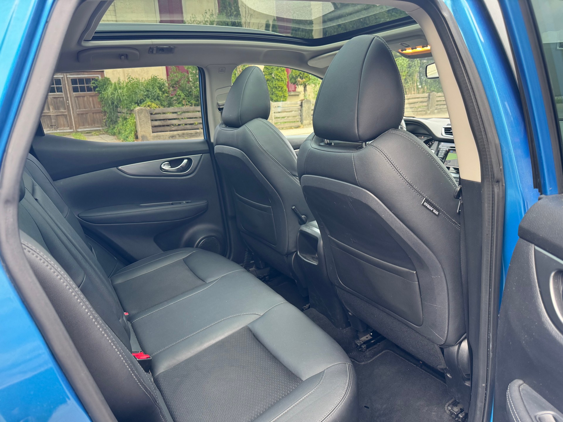 NISSAN Qashqai 1.6 dCi tekna ALL-MODE 4x4-image-13