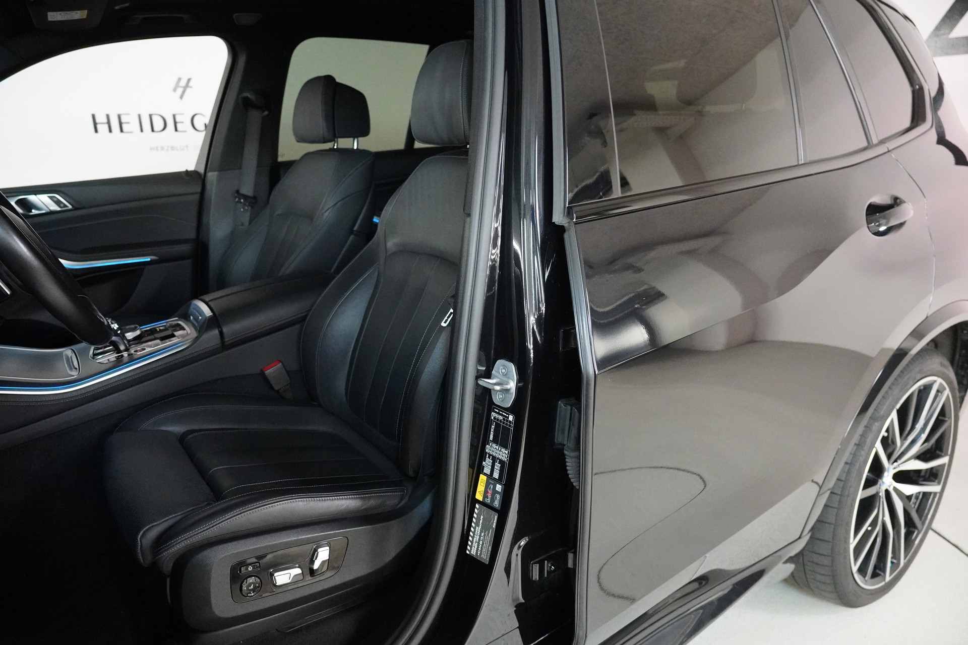 BMW X5 xDrive45e M Sport Steptronic-image-12