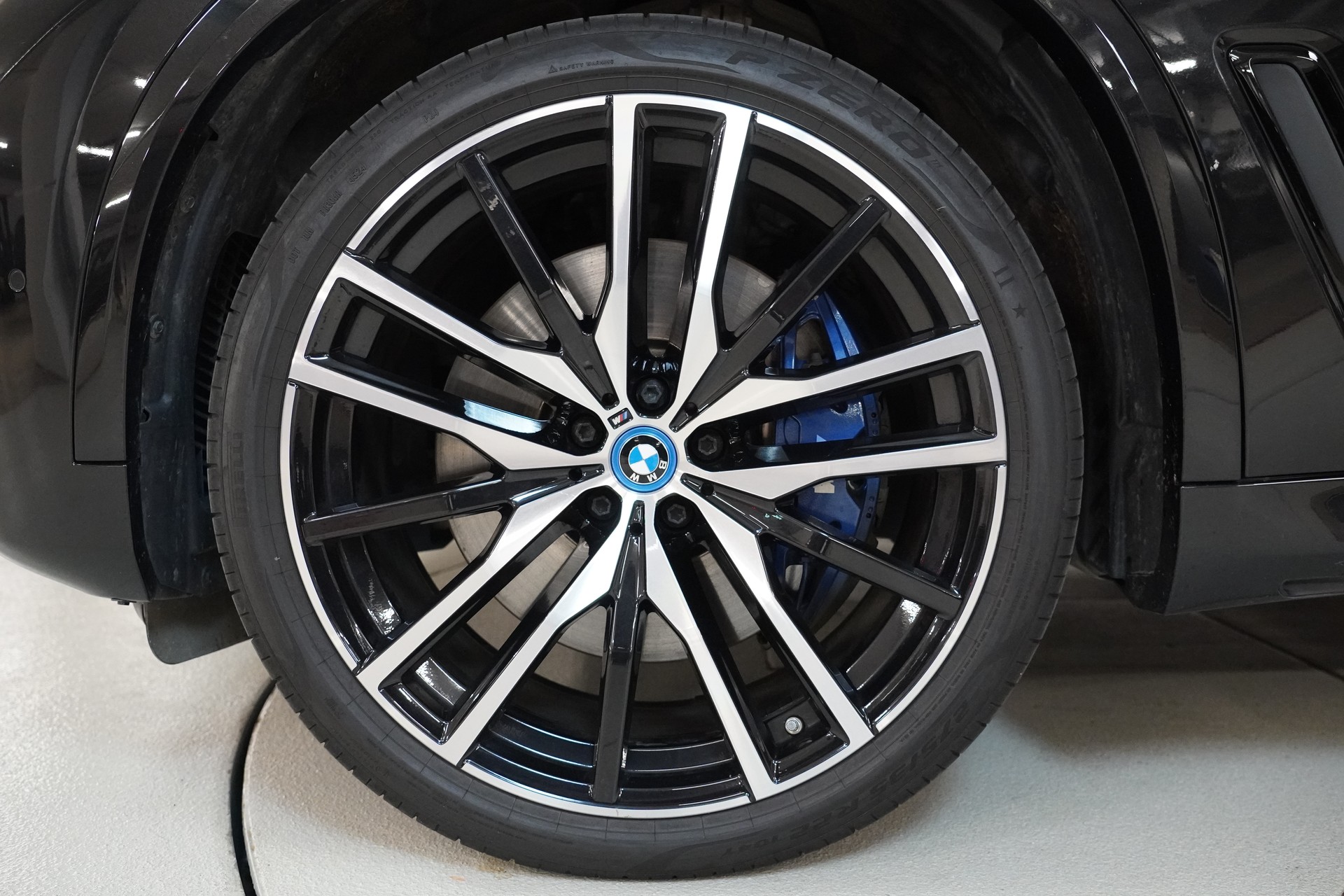 BMW X5 xDrive45e M Sport Steptronic-image-10