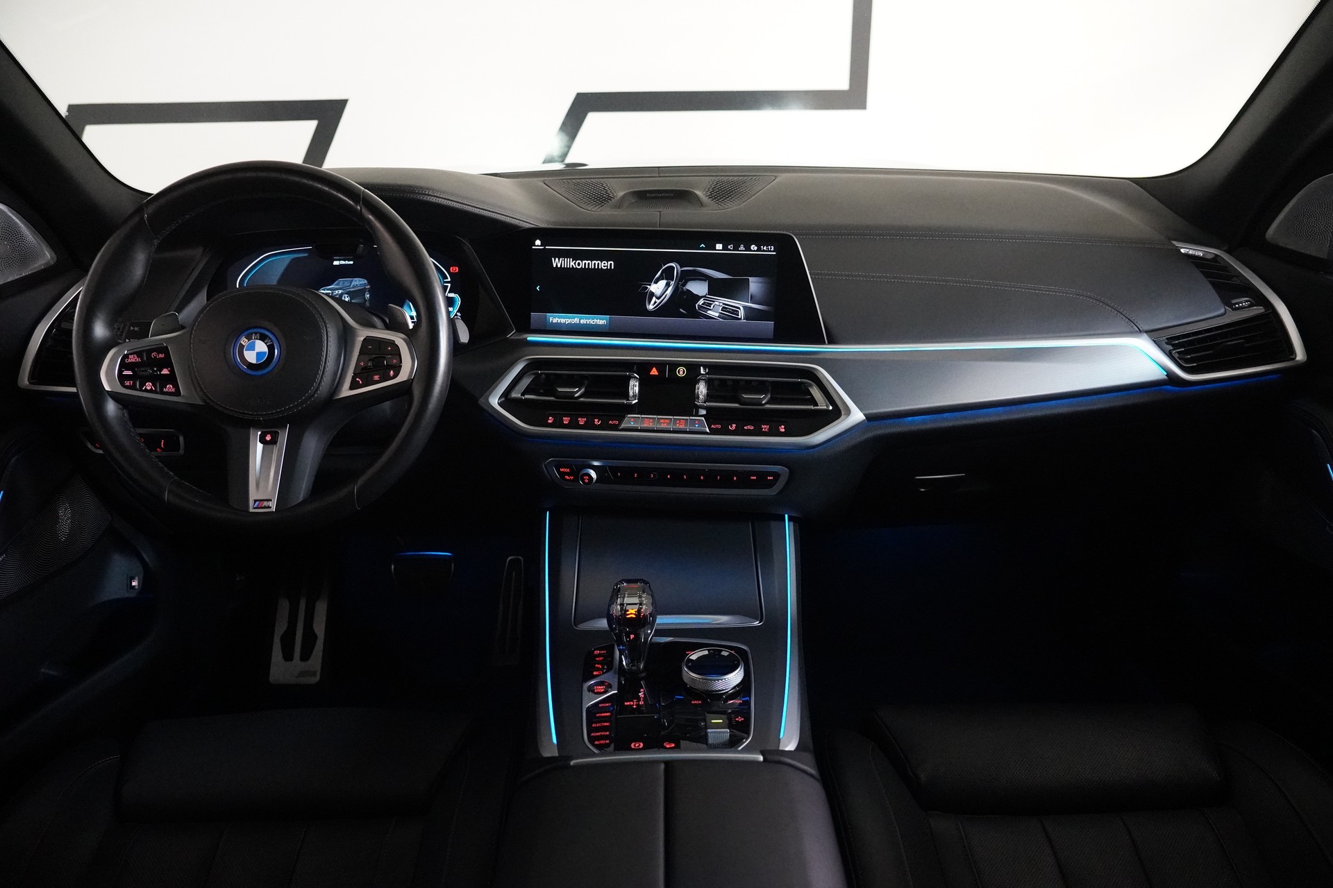 BMW X5 xDrive45e M Sport Steptronic-image-18