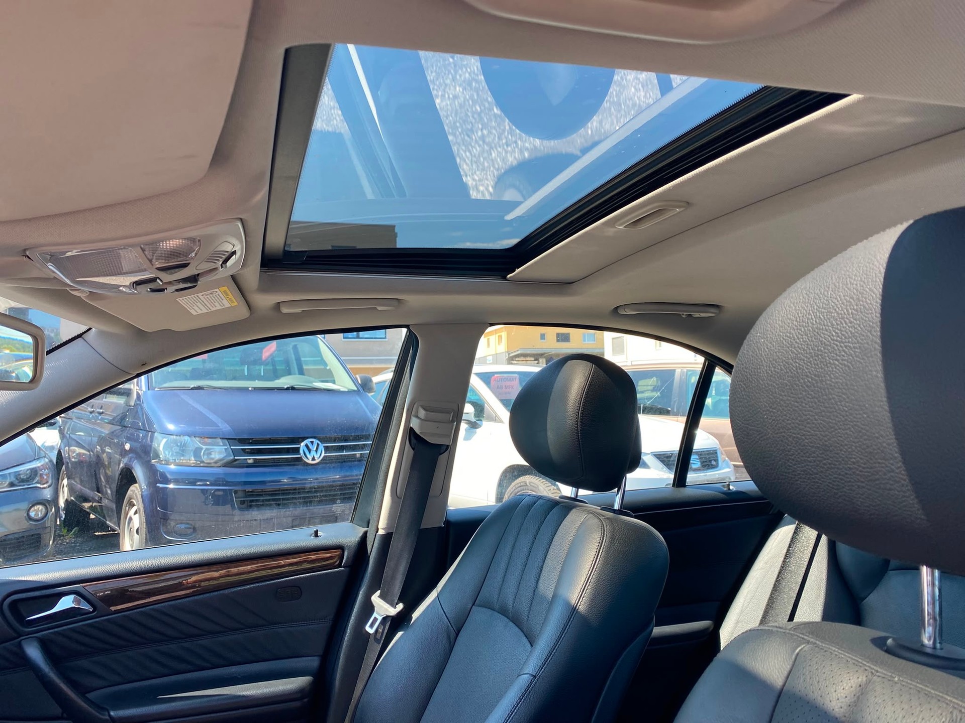 MERCEDES-BENZ C 350 Avantgarde Sport Edition 4Matic Automatic-image-12