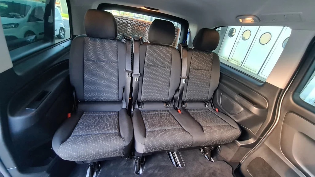 MERCEDES-BENZ Vito 124 CDI Lang Select Tourer 4Matic 9G-Tronic ** 237 PS ** 8-Plätzer ** Gr-Navi ** RF-Kamera ** Anh-Kupplung ** Frisch Ab MFK-image-15