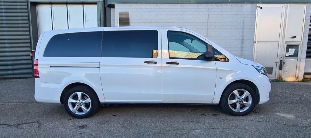 MERCEDES-BENZ Vito 124 CDI Lang Select Tourer 4Matic 9G-Tronic ** 237 PS ** 8-Plätzer ** Gr-Navi ** RF-Kamera ** Anh-Kupplung ** Frisch Ab MFK-image-6