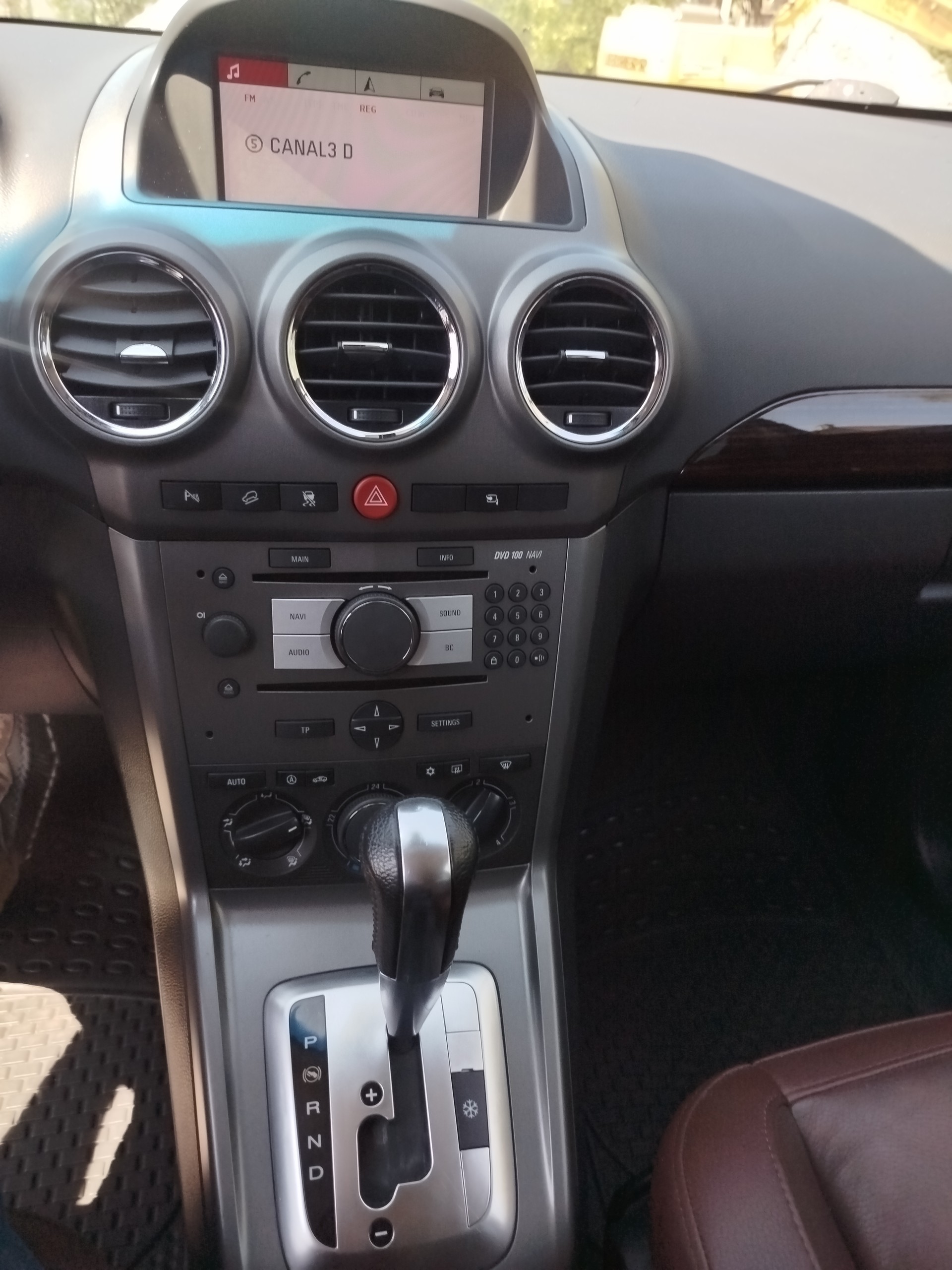 OPEL Antara 3.2 V6 Cosmo 4WD Automatic-image-10