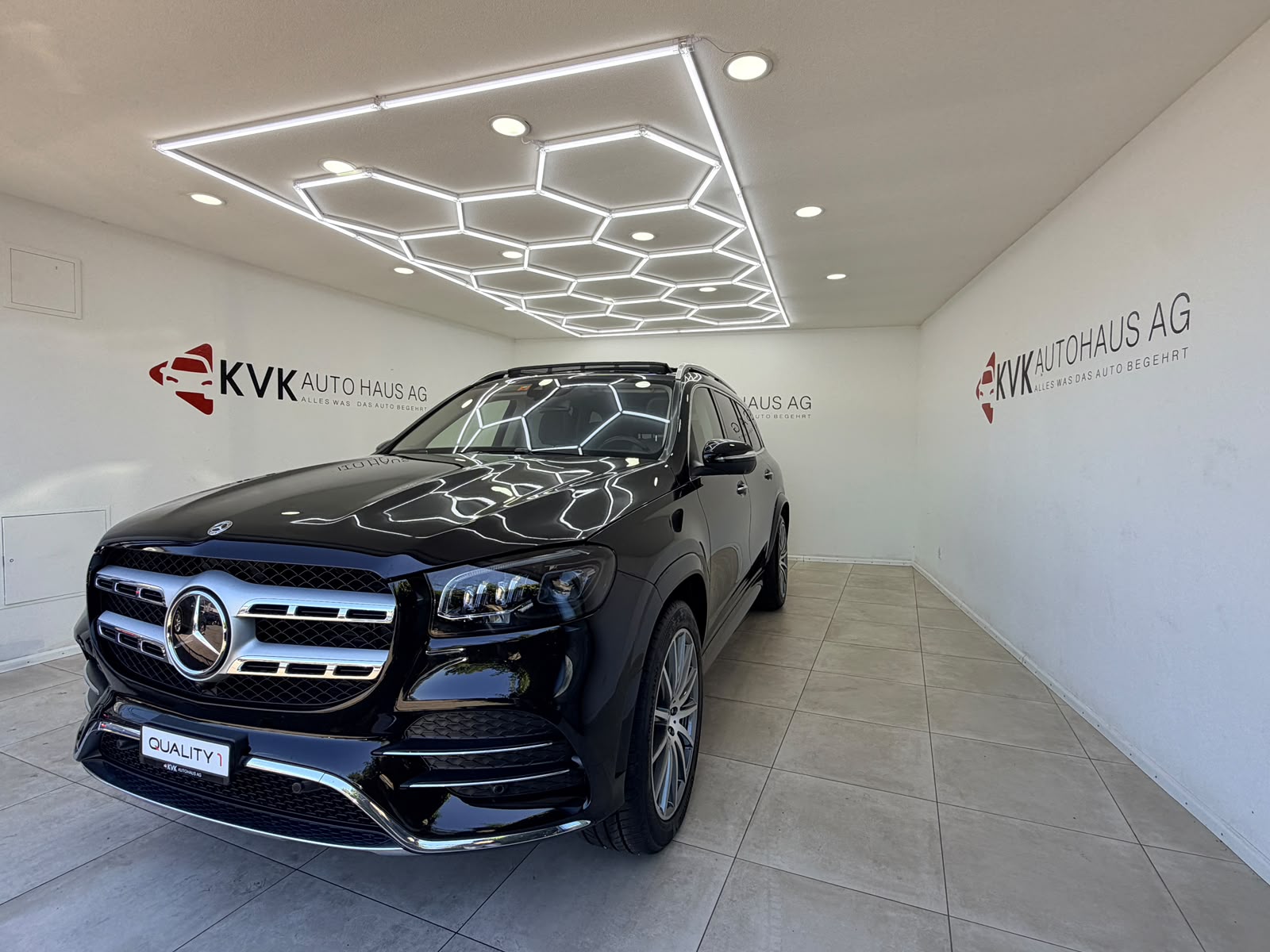 MERCEDES-BENZ GLS 400 d 4Matic AMG Line 9G-Tronic | 7 Plätze | CH-Fahrzeug | Vollausstattung | Panorama |-showroom-element-1