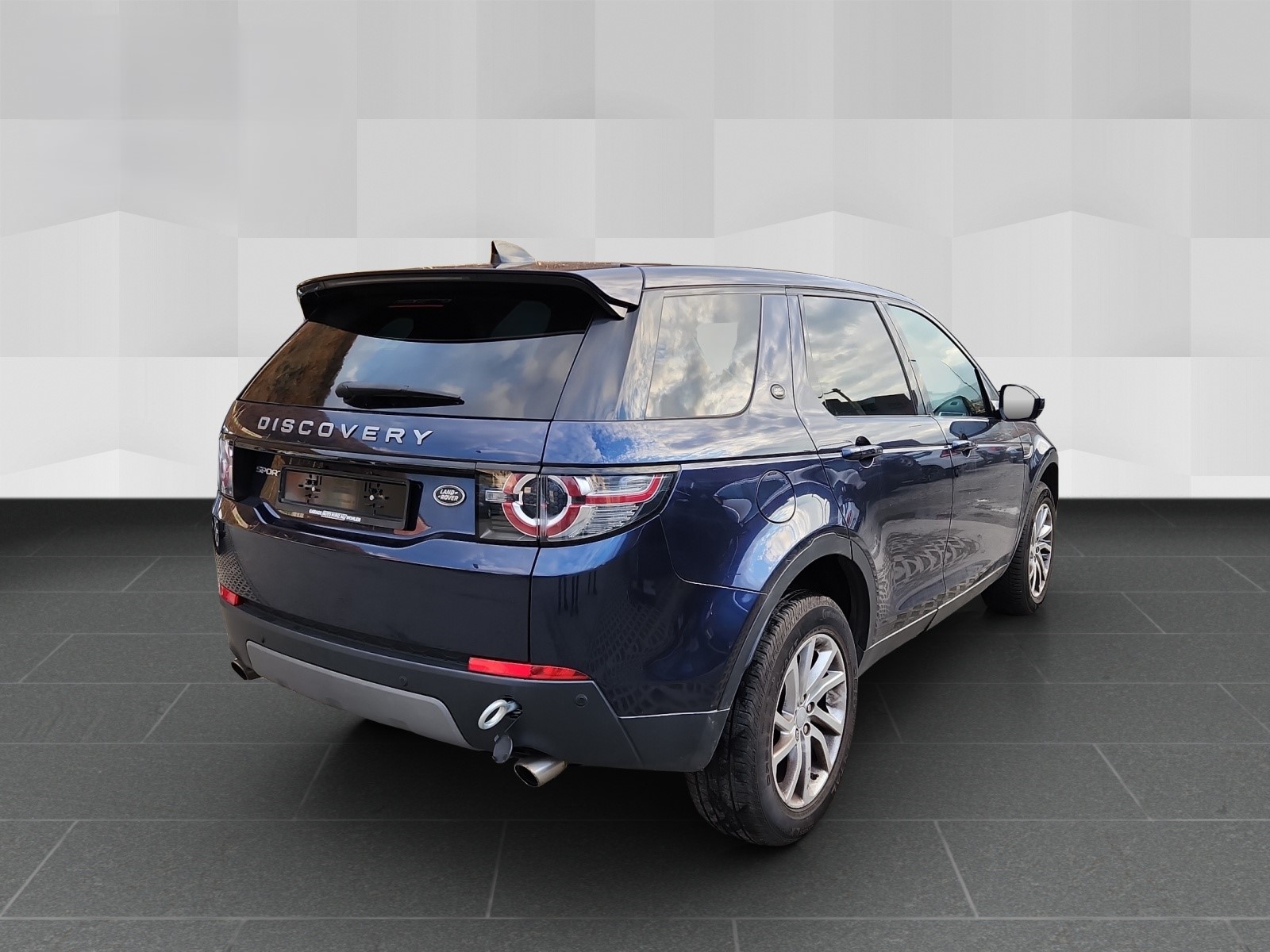LAND ROVER Discovery Sport 2.0 TD4 SE AT9-image-4