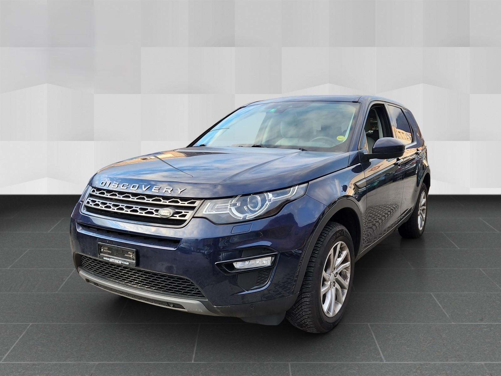 LAND ROVER Discovery Sport 2.0 TD4 SE AT9-image-0