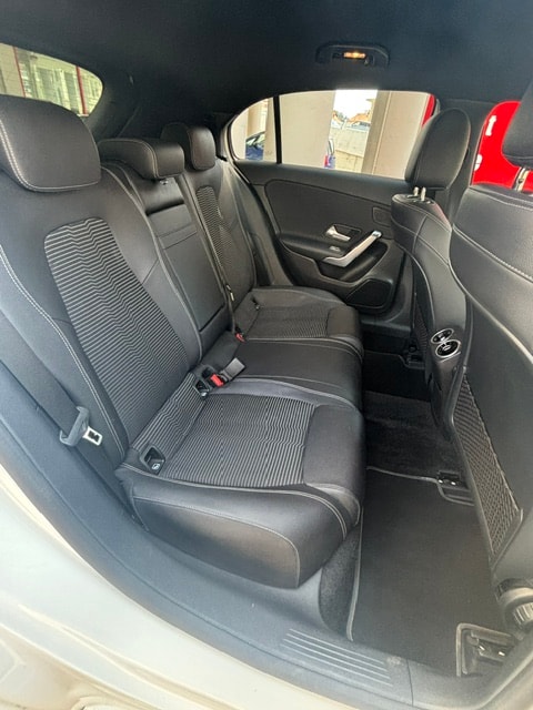 MERCEDES-BENZ A 220 Progressive 7G-DCT 4Matic-image-7