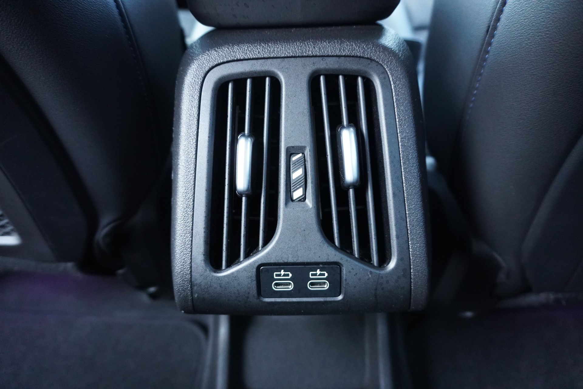 BMW X1 xDrive 25e M Sport-image-24