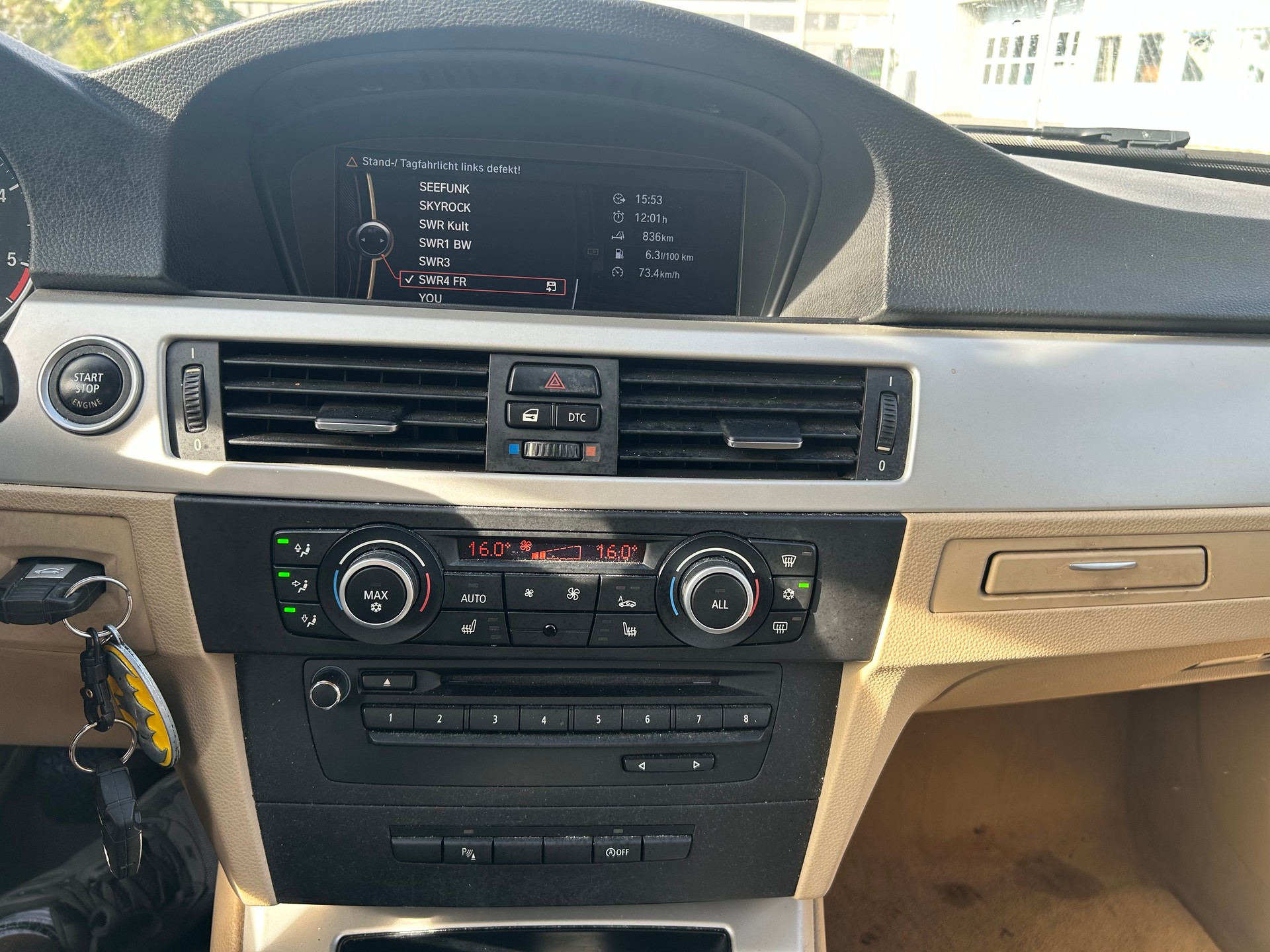 BMW 320d-image-10