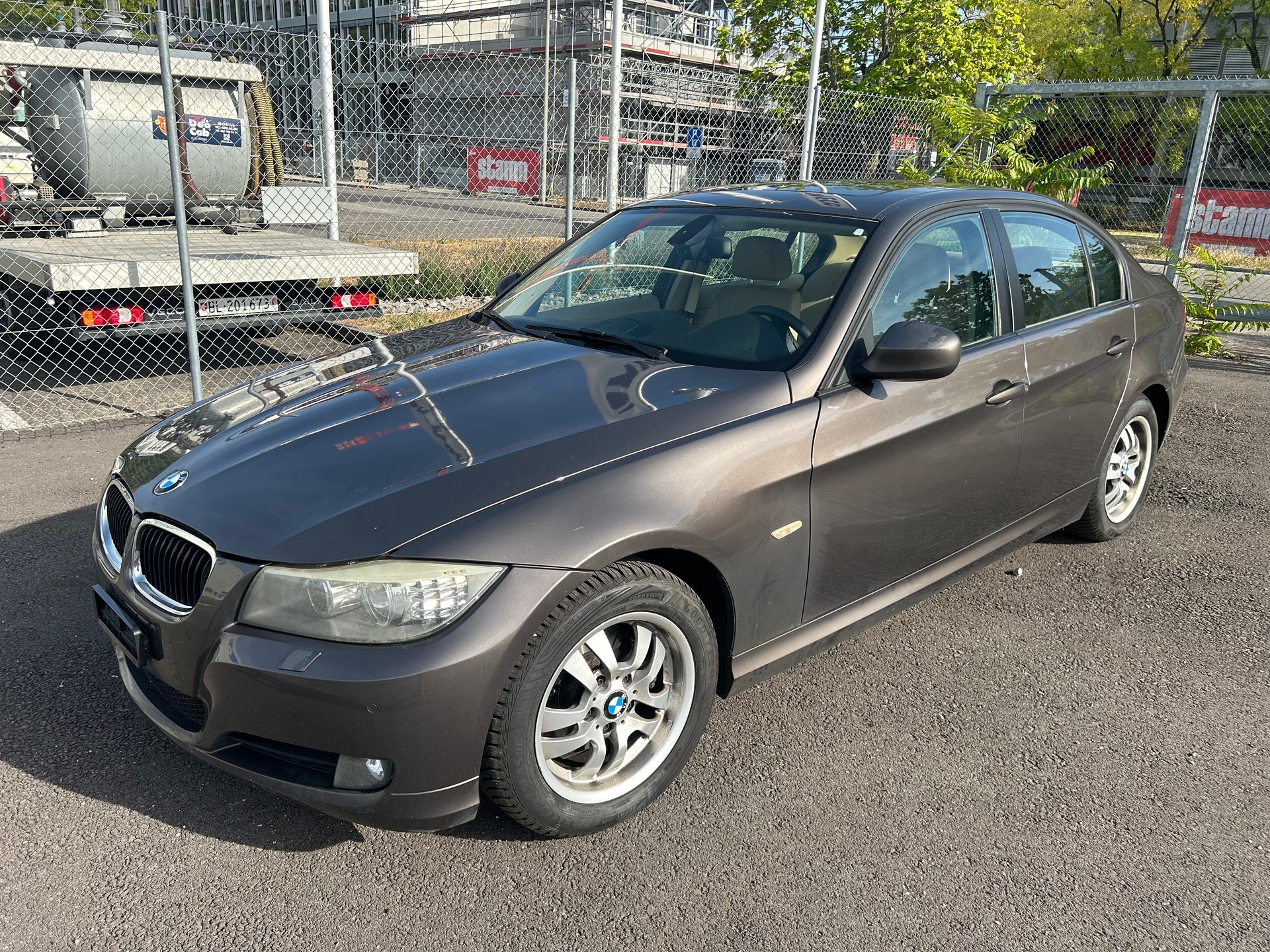 BMW 320d-image-0