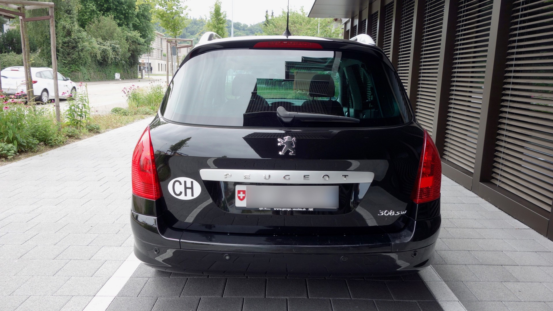 PEUGEOT 1.6 HDI Sport-image-2