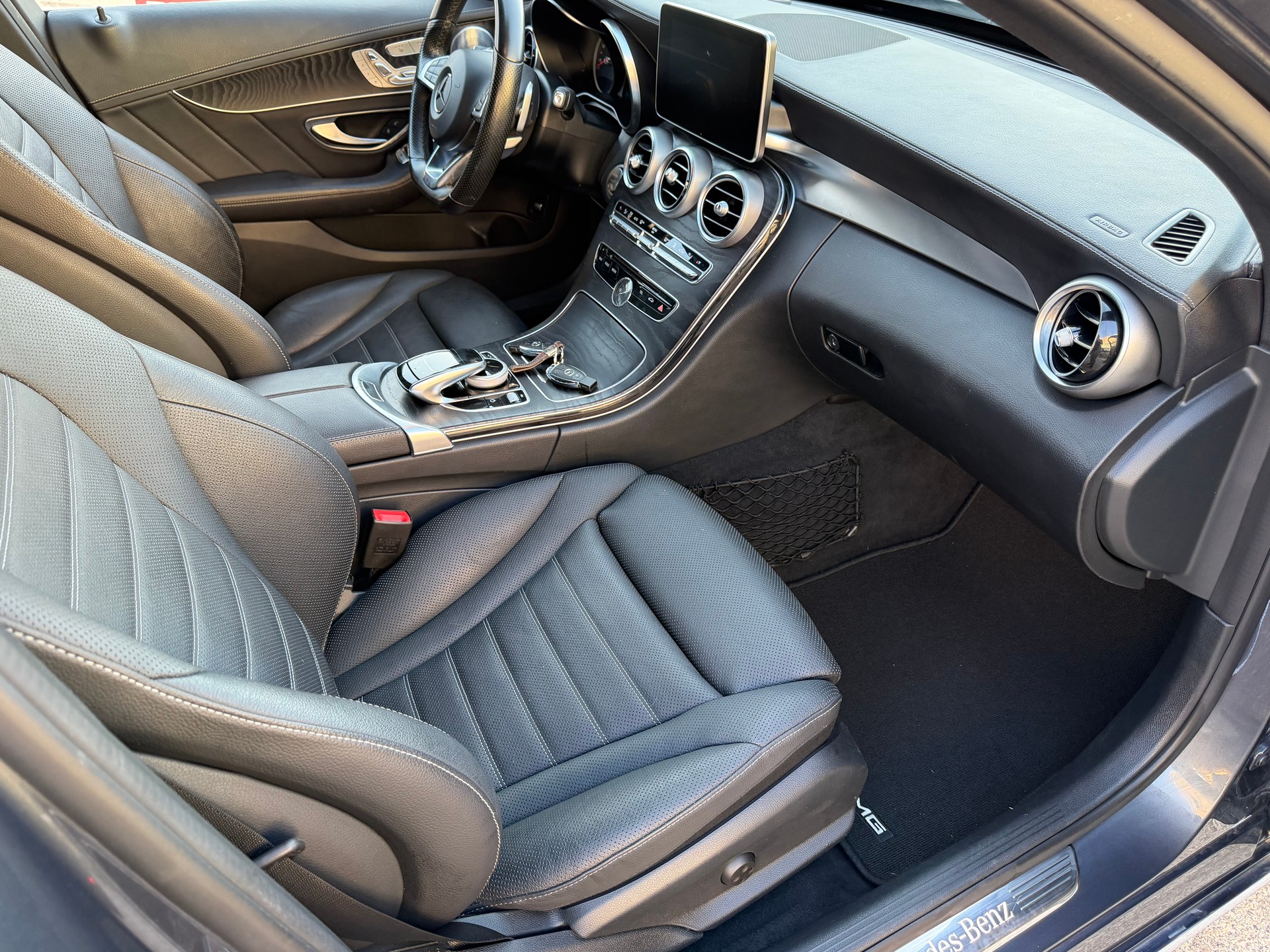 MERCEDES-BENZ C 350 e Avantgarde 7G-Tronic-image-14